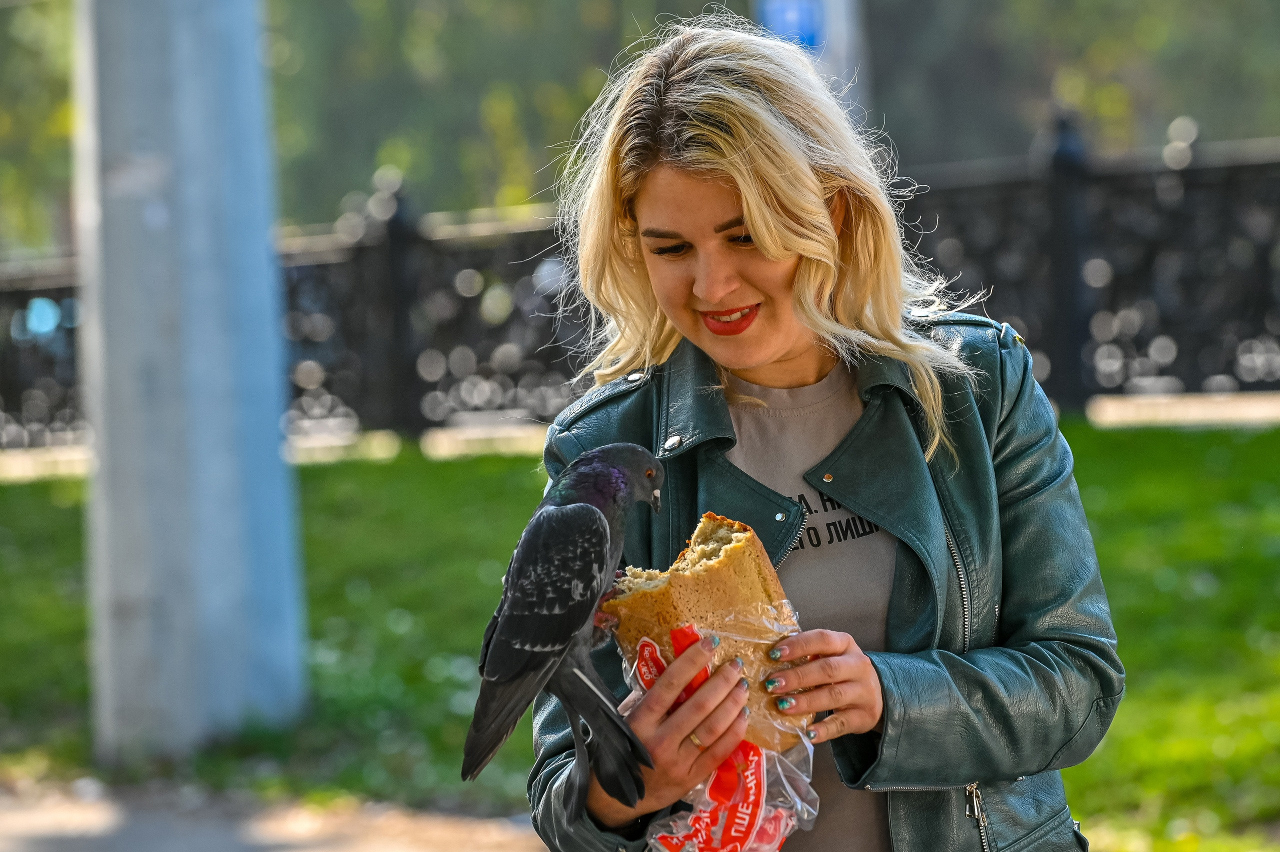 Осенняя фотопрогулка по городу Н 17.09.2022. Репортажный профессиональный фотограф-любитель