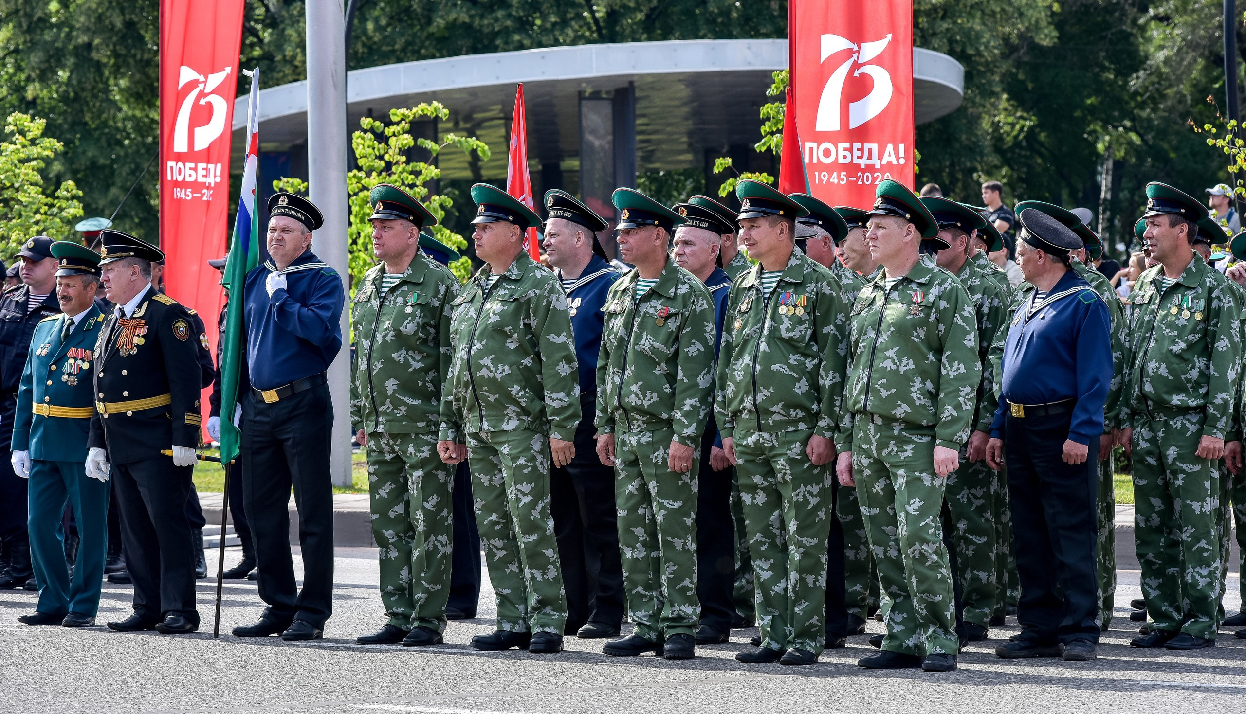 Парад Победы в Новокузнецке 24.06.2020. Репортажный профессиональный фотограф-любитель