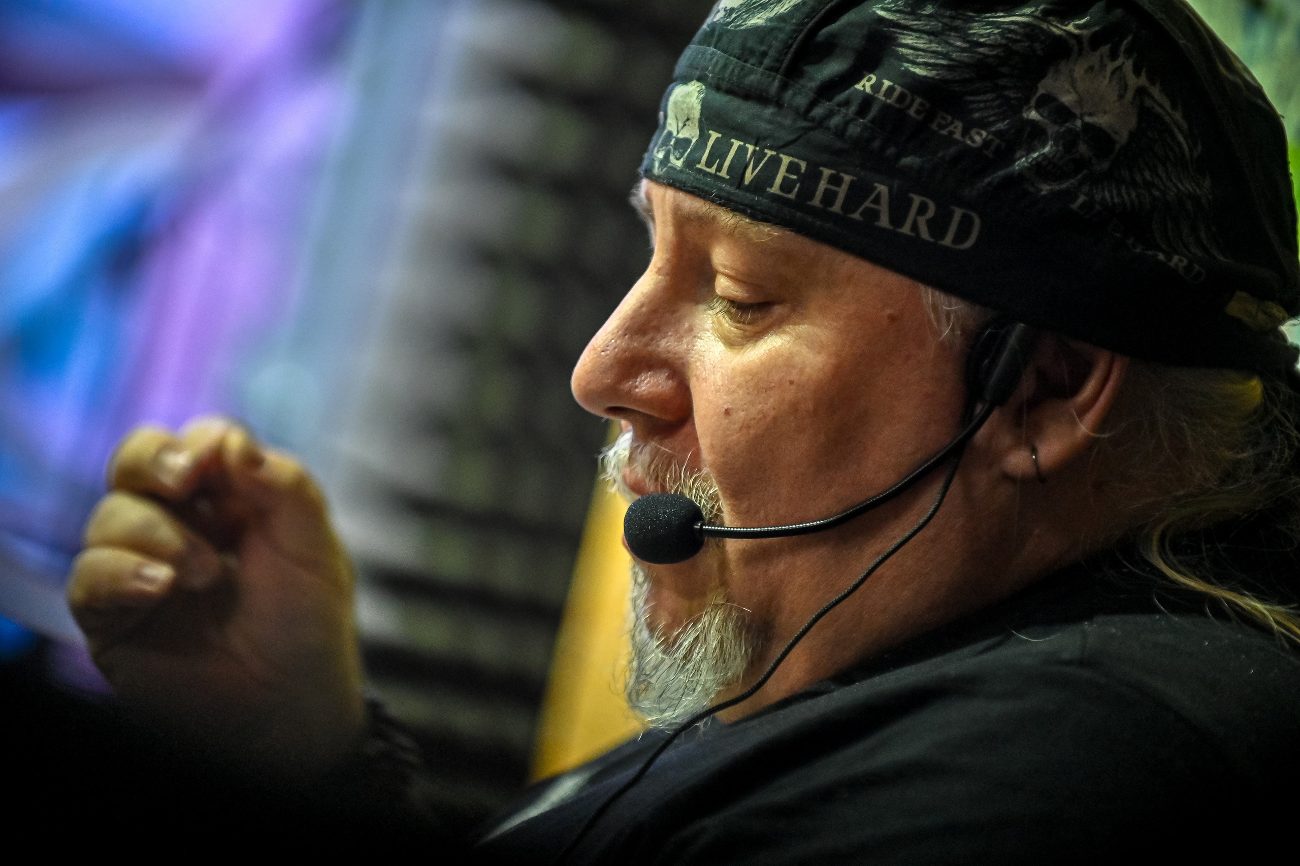 Творческий вечер Михаила Гребенникова в РКС «БАZА 24». Репортажный профессиональный фотограф-любитель