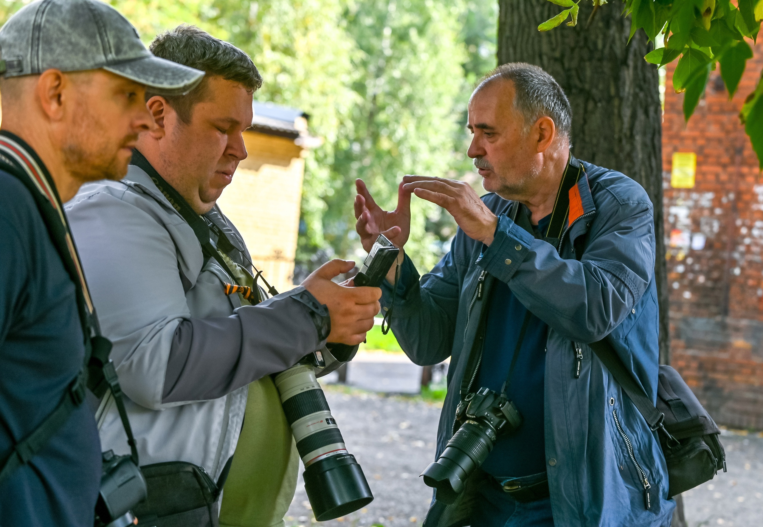 Прогулка фотоклуба «Мотив» 04.09.2022. Репортажный профессиональный фотограф-любитель