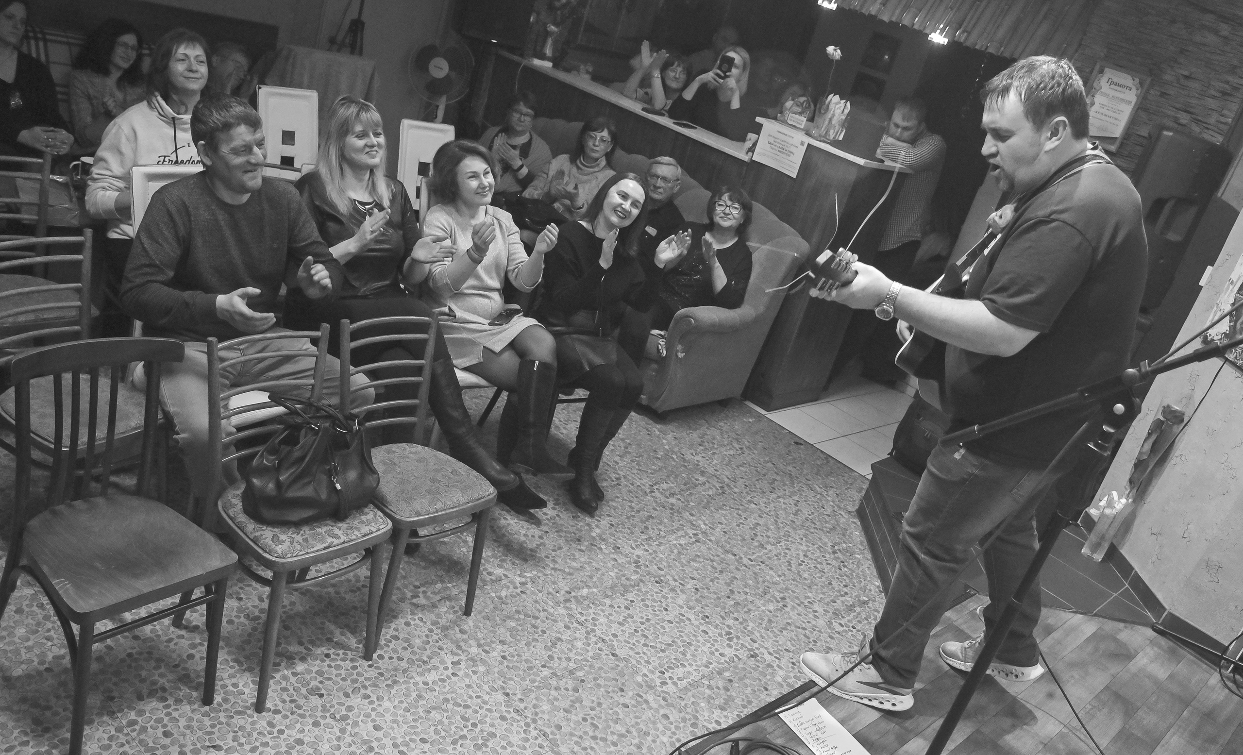 Творческий вечер Михаила Гребенникова в РКС «БАZА 24». Репортажный профессиональный фотограф-любитель