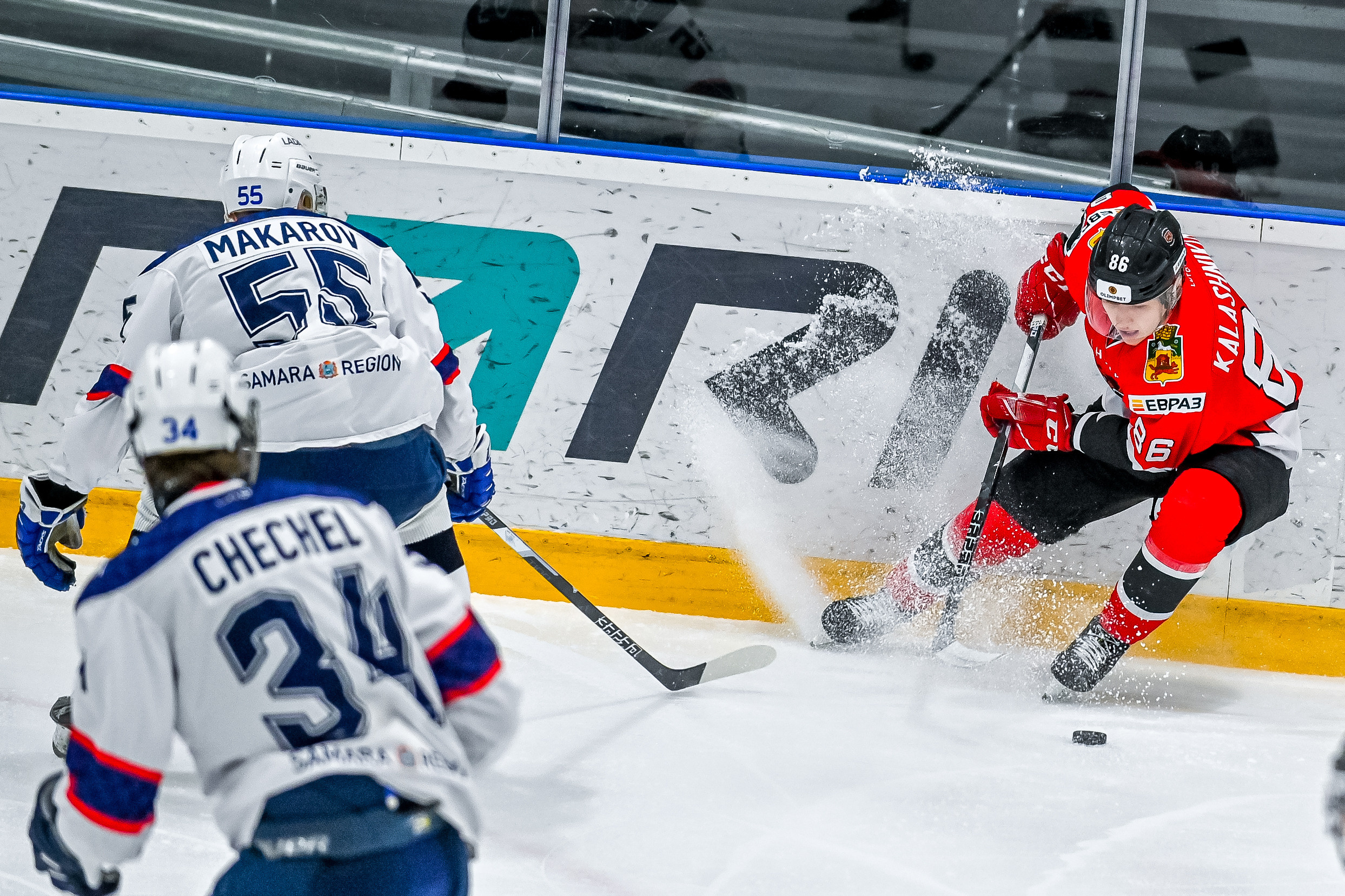 «Кузнецкие Медведи» — «Ладья» 06.01.2023. Репортажный профессиональный фотограф-любитель