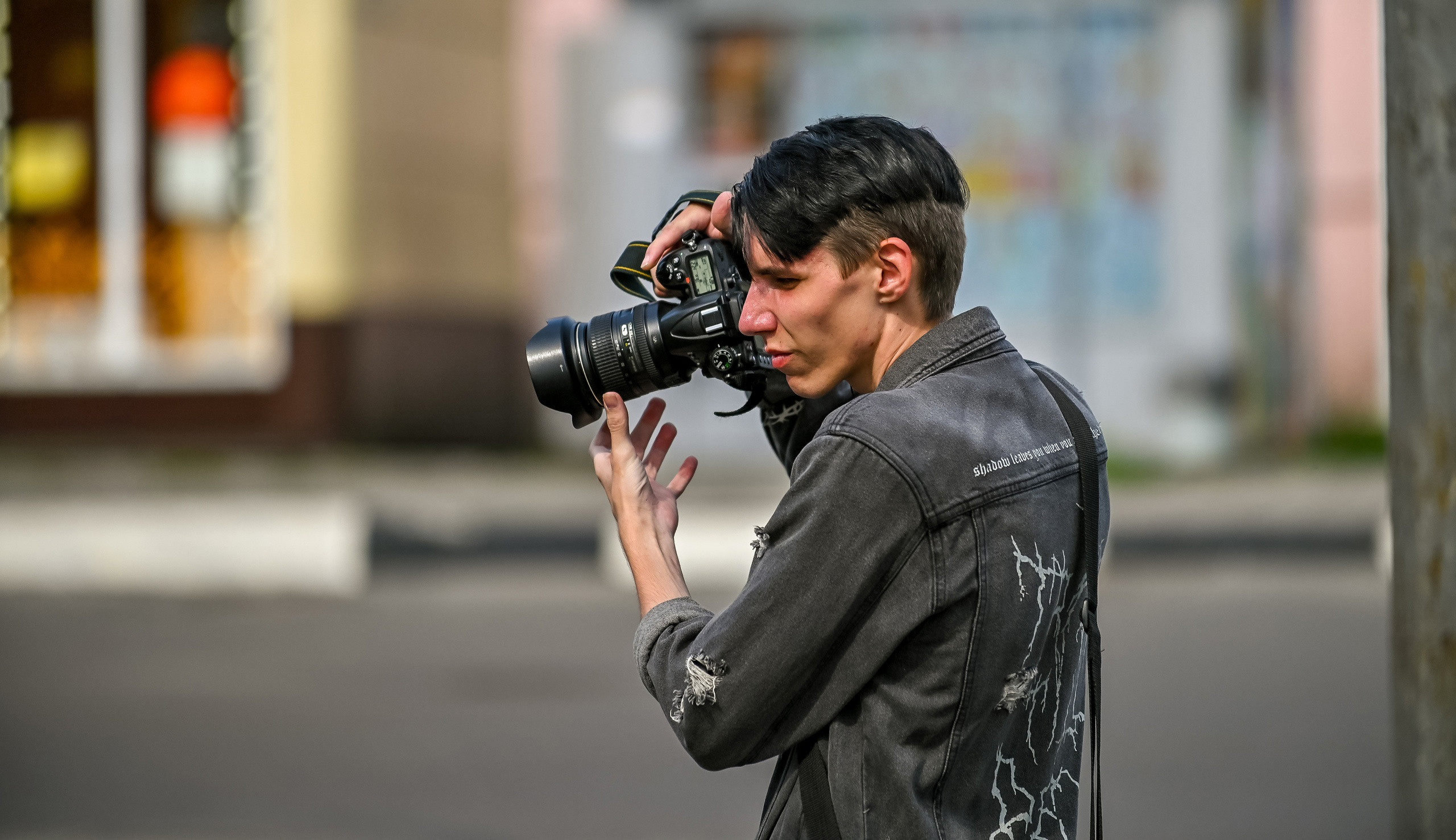 Прогулка фотоклуба «Мотив» 04.09.2022. Репортажный профессиональный фотограф-любитель