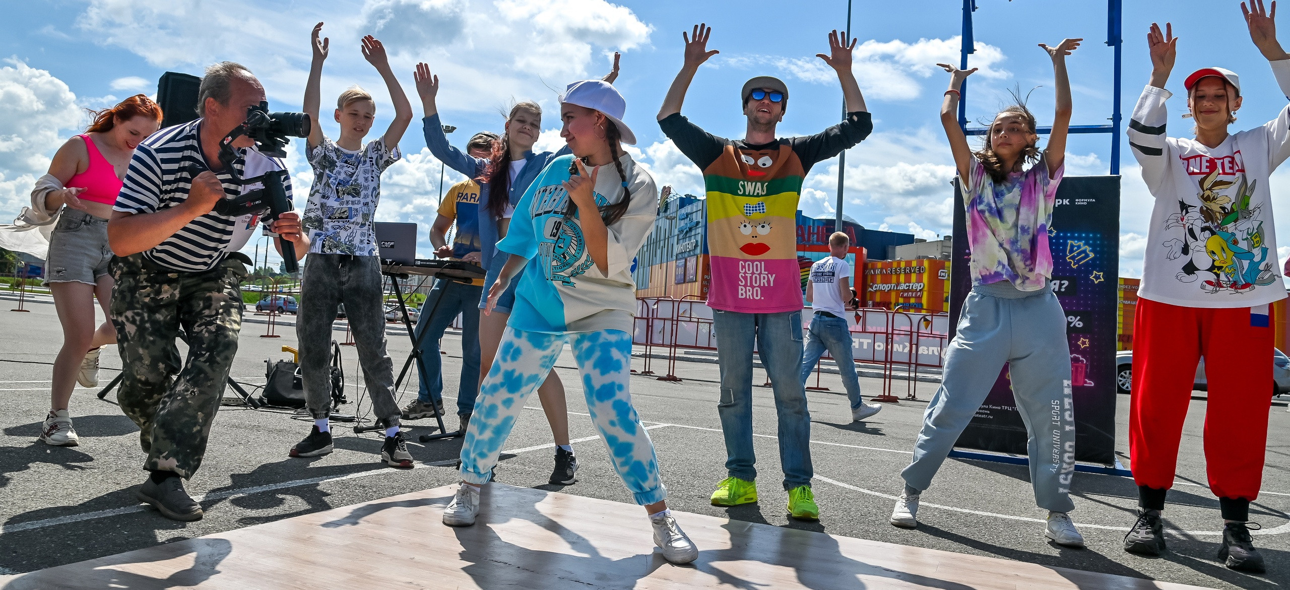 Съемка клипа Сергея Ермакова 25.06.2022. Репортажный профессиональный фотограф-любитель