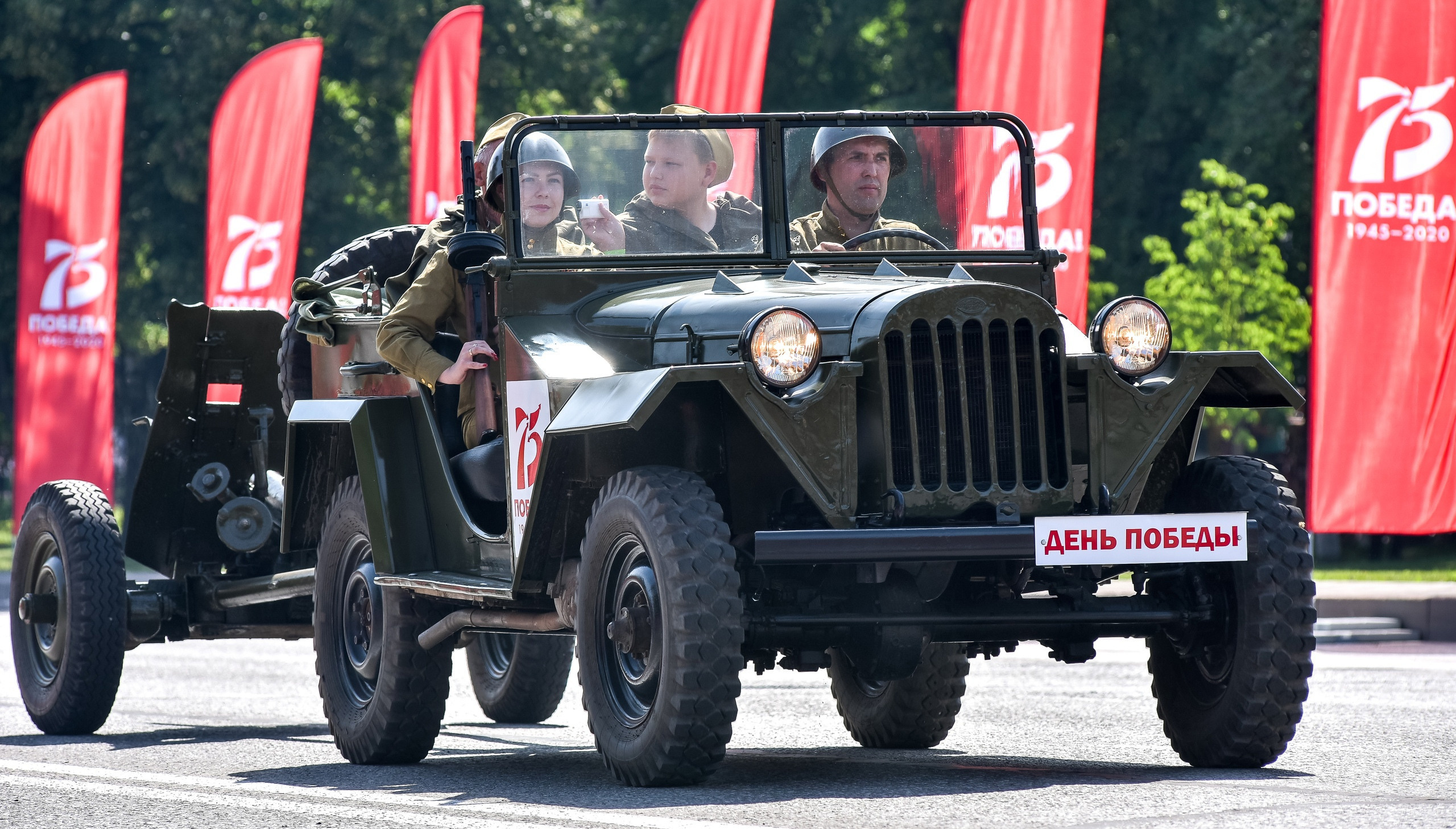 Парад Победы в Новокузнецке 24.06.2020. Репортажный профессиональный фотограф-любитель