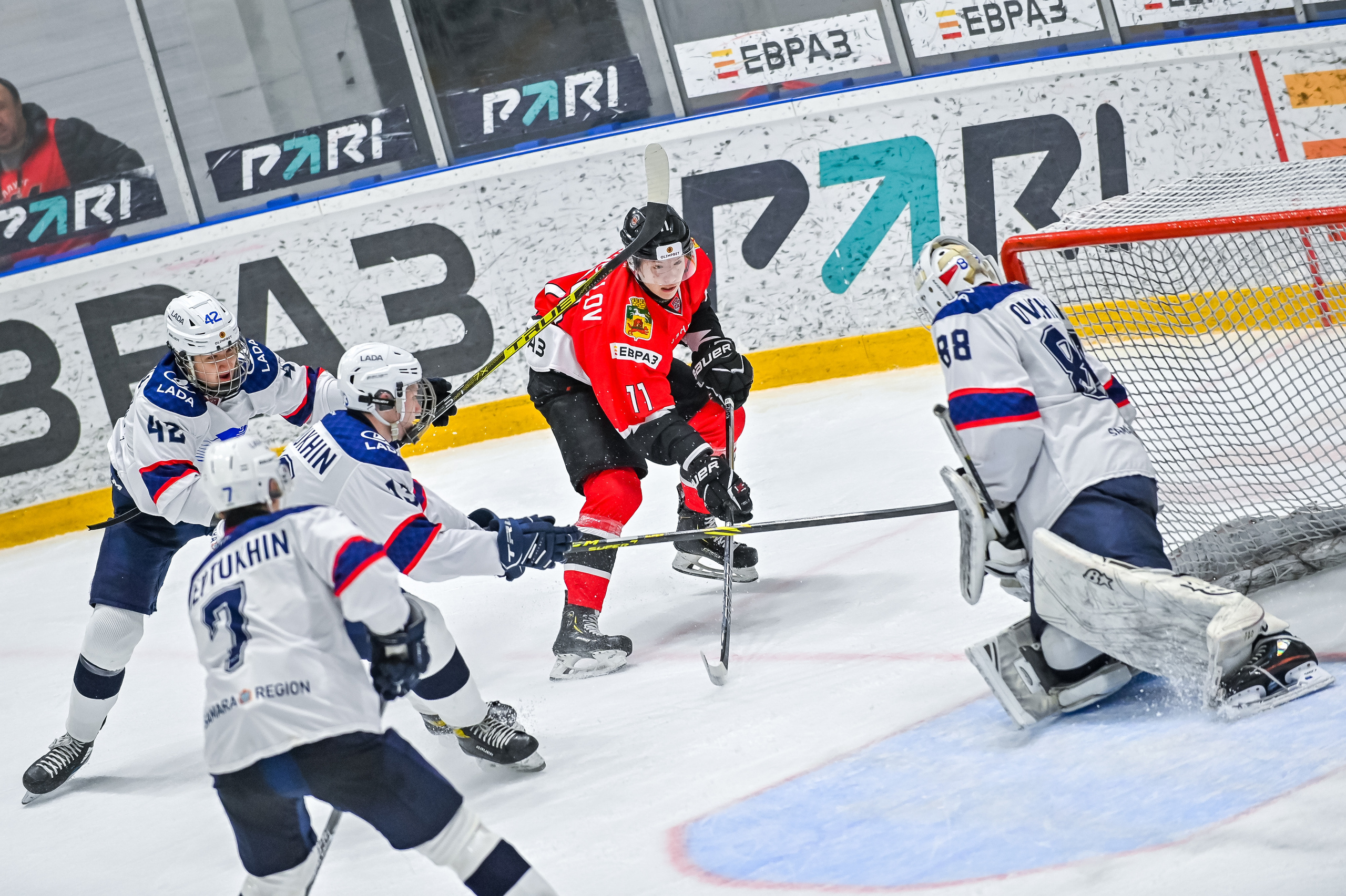 «Кузнецкие Медведи» — «Ладья» 06.01.2023. Репортажный профессиональный фотограф-любитель