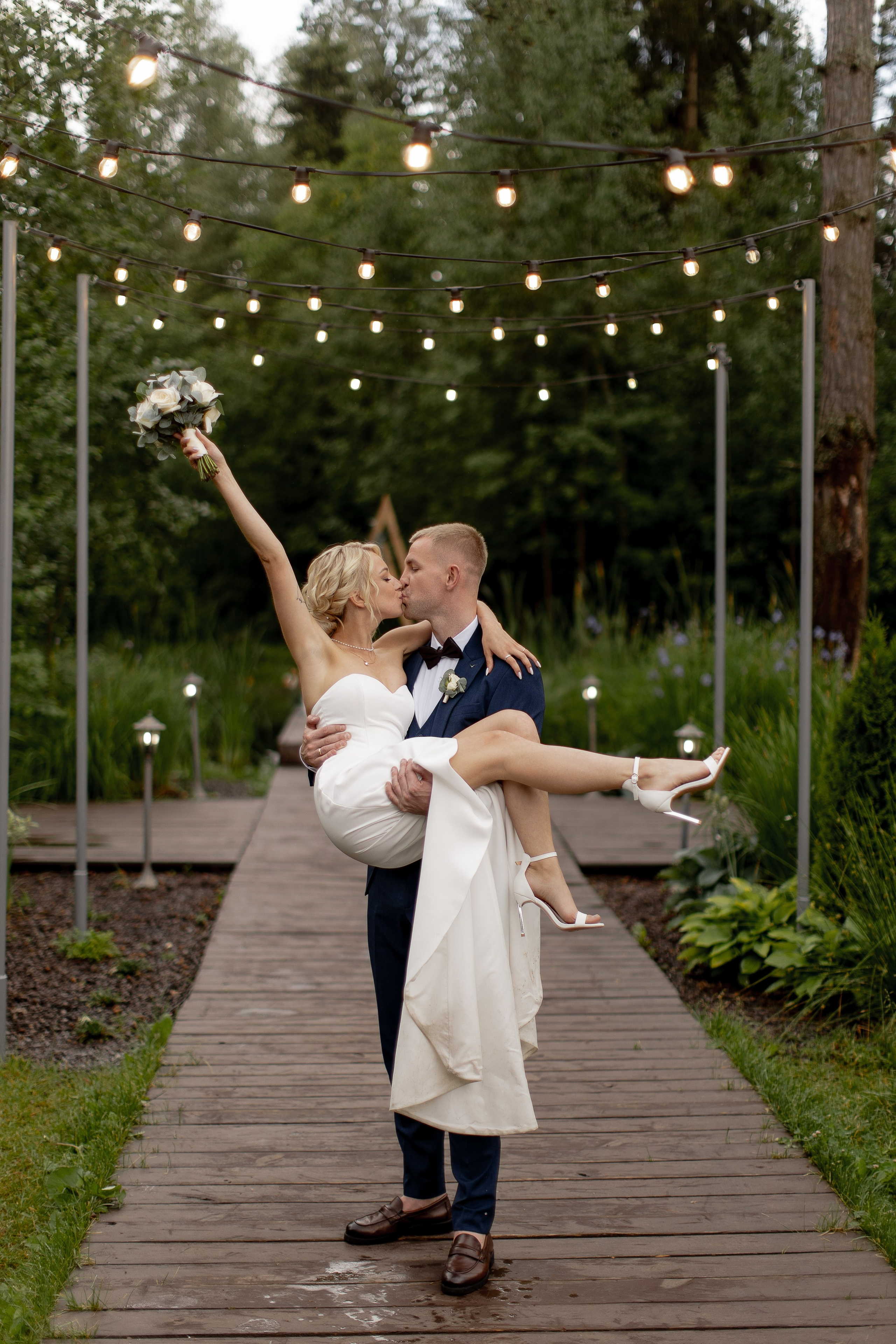 Один зонт, два сердца. Свадебный фотограф — Ефимов Сергей