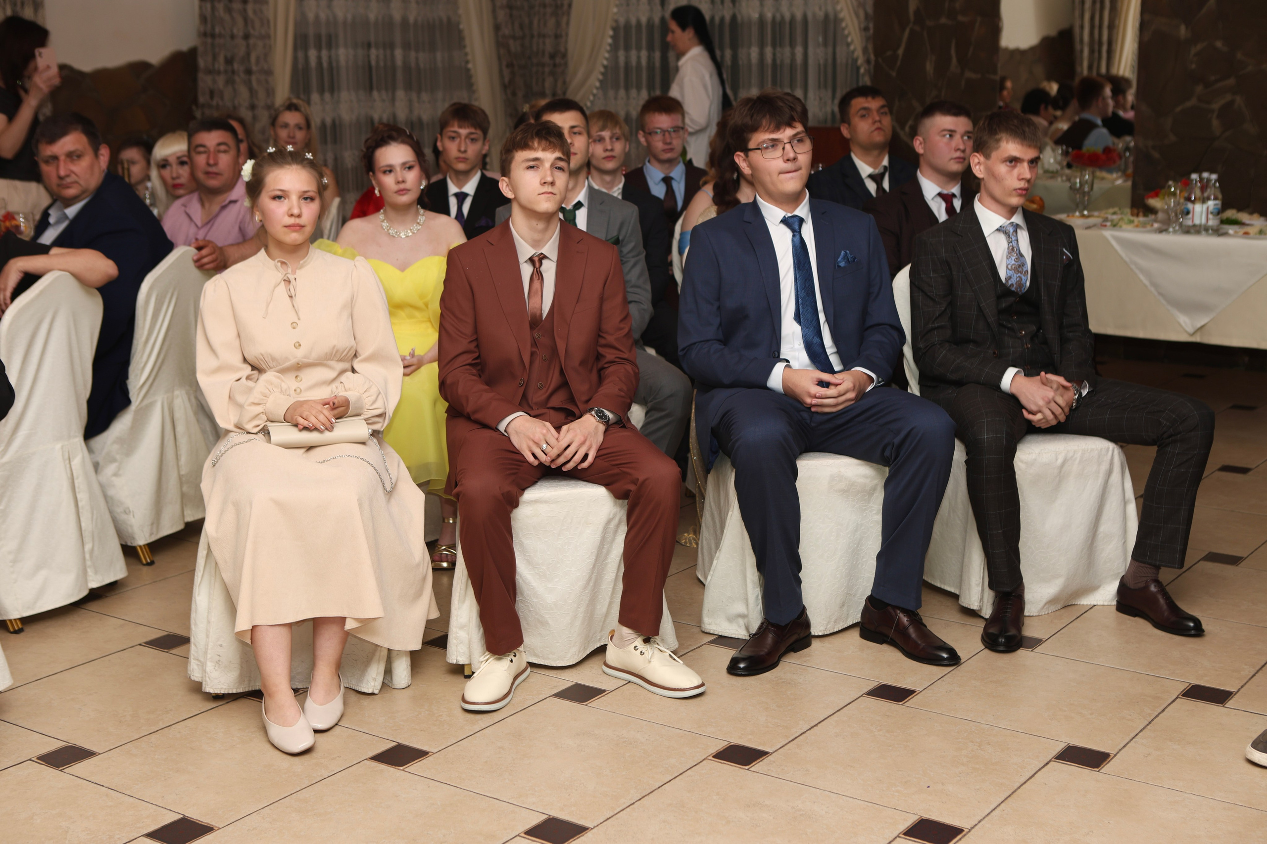 Школьный выпускной. Фотограф в Курске Смирнов Евгений