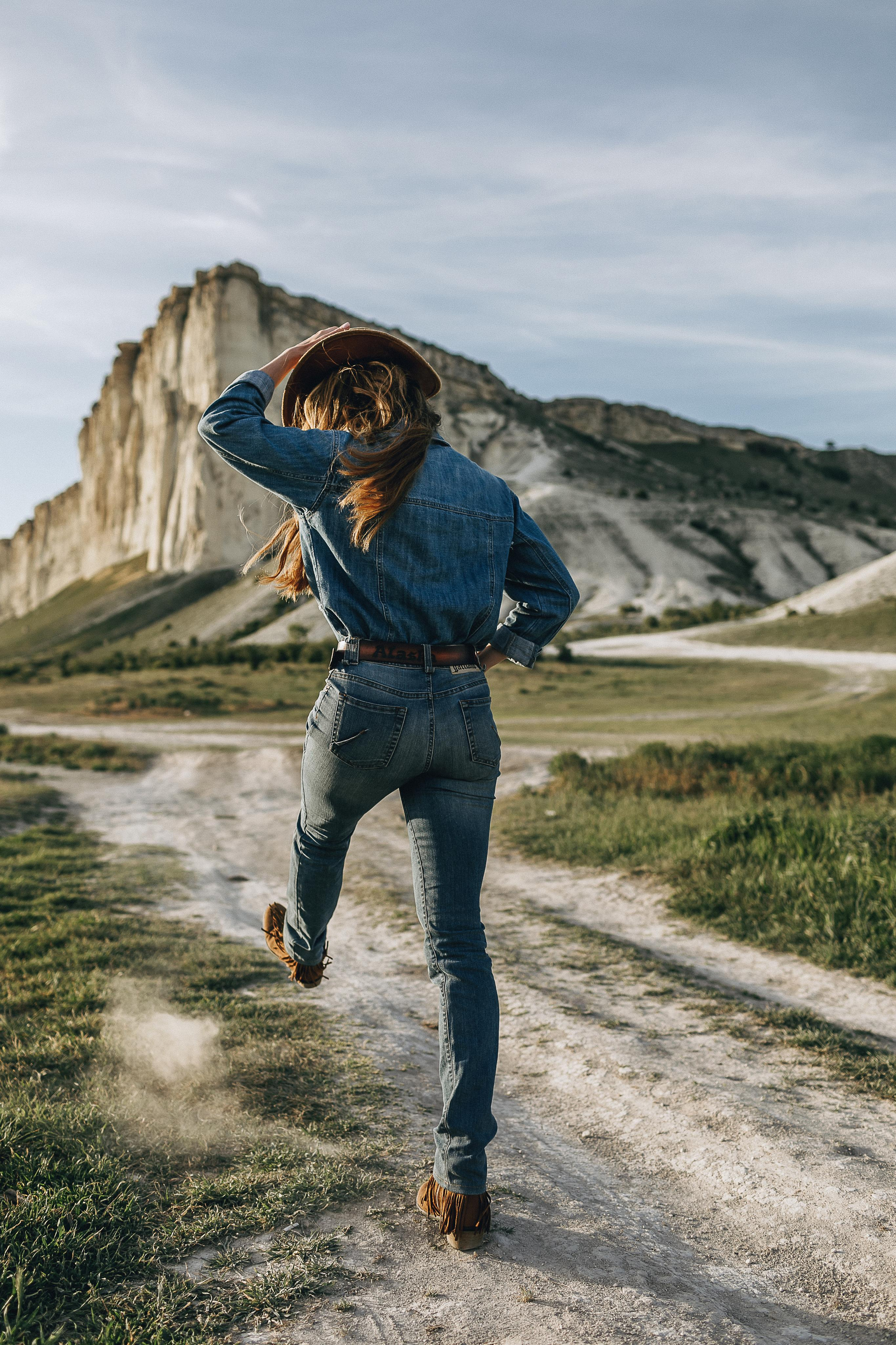 Девушка в образе ковбойши. Крым фото, отдых Крым, Севастополь фото, Свадьба фото, Олег Горбатко