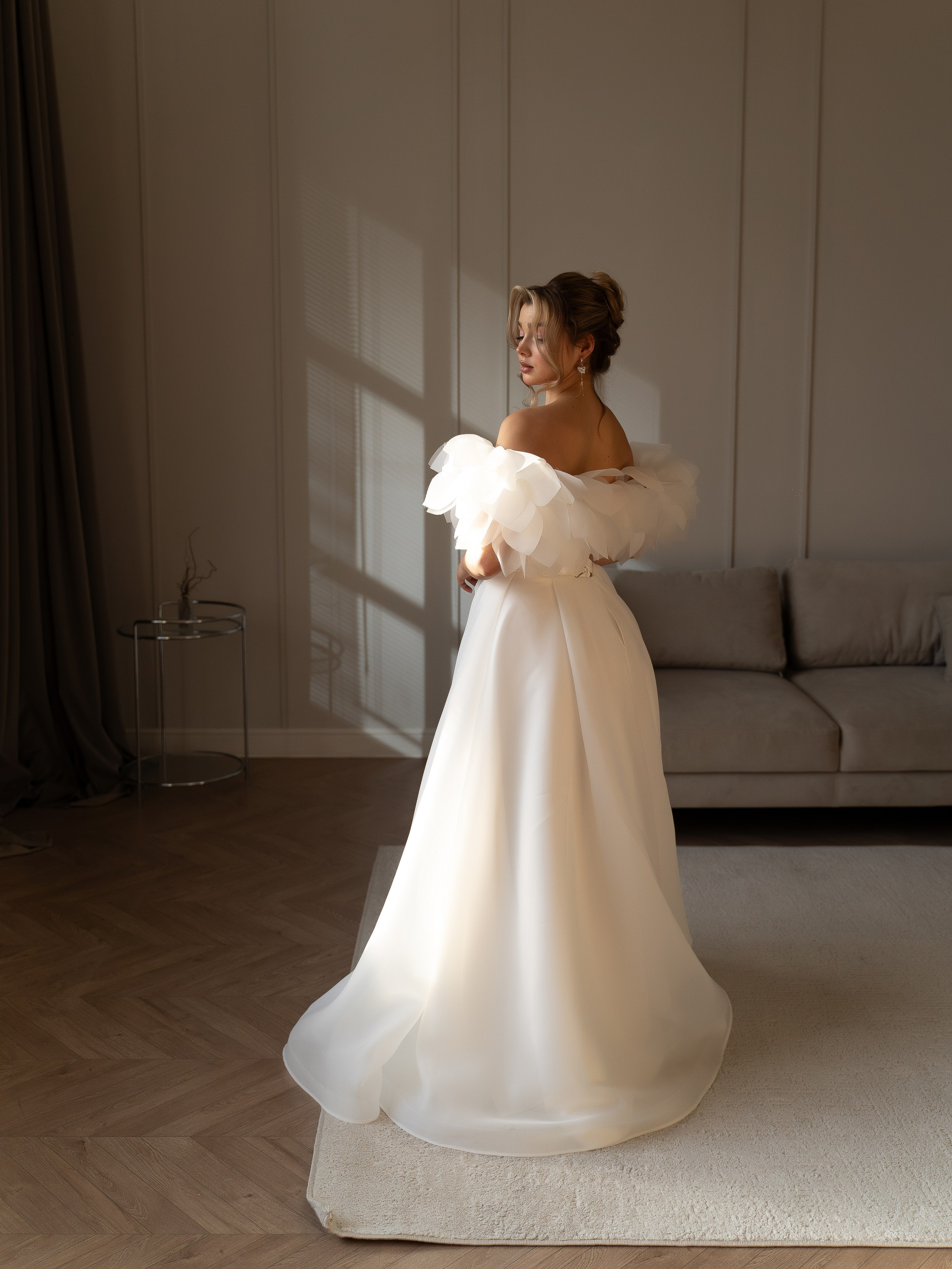 Каталог свадебных платьев. Иван Упоров — фотограф, рилсмейкер чебоксары