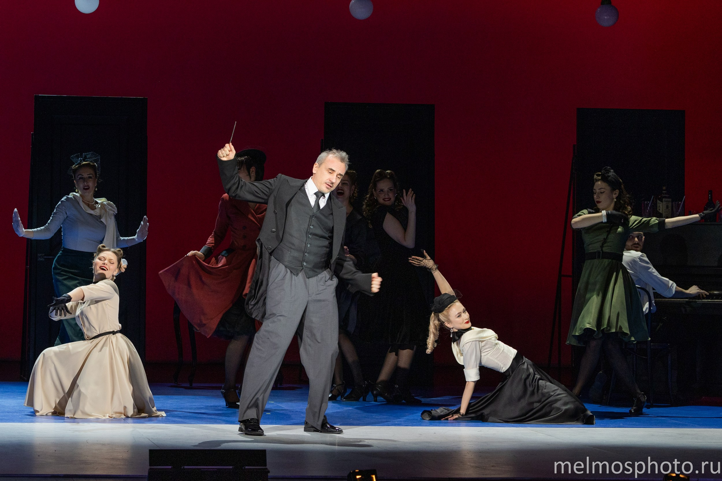 «Маленькая опера» в Малом театре. Репортажный, архитектурный, театральный и файн-арт фотограф Лена Мельникова в Москве