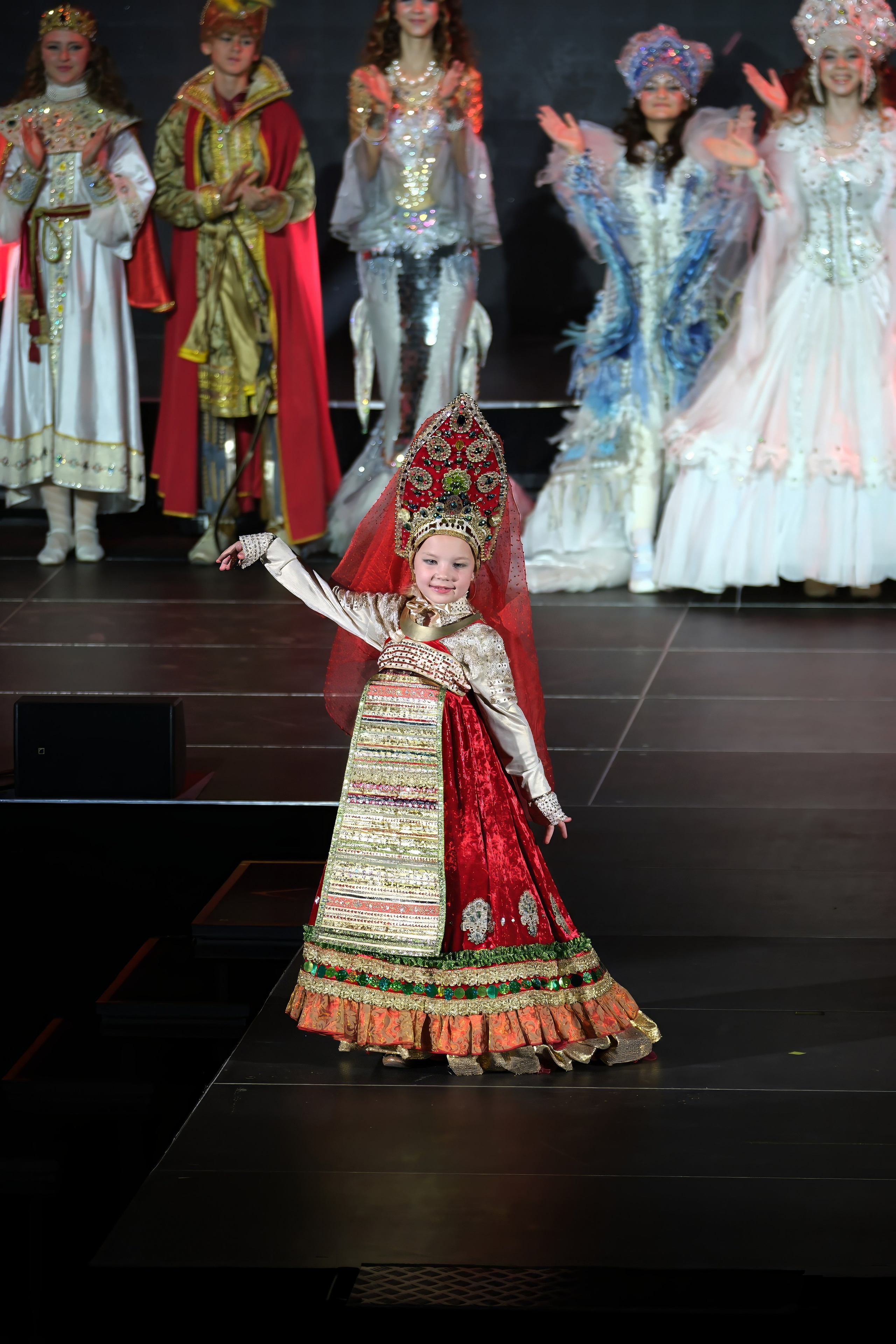 Подиумный спектакль «Стиль Надежды». Добро пожаловать в студию «Цифровой скульптор»  где искусство встречается с технологиями!