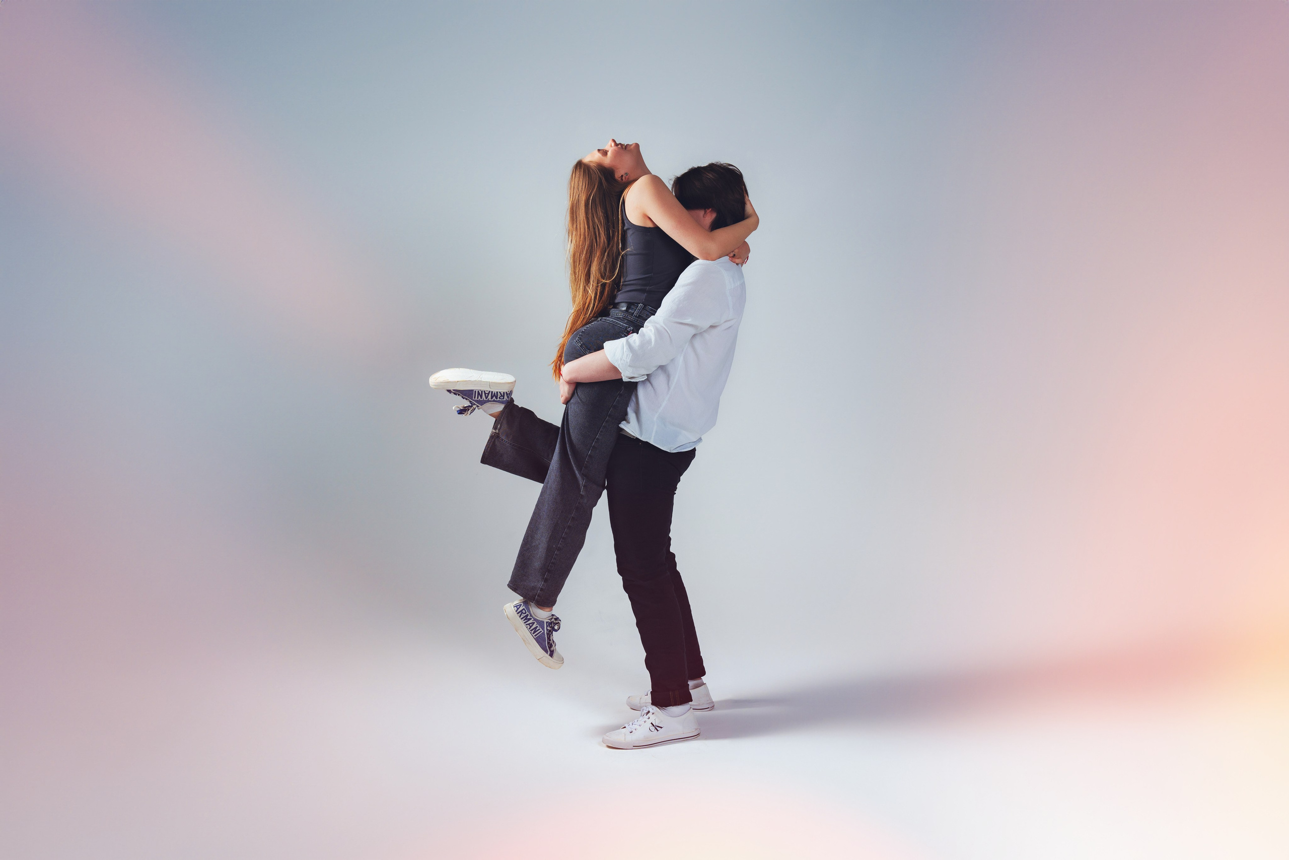 Лав стори фотосессия в студии для Кирилла и Анастасии. Портретный фотограф в Москве Фарид Леонов