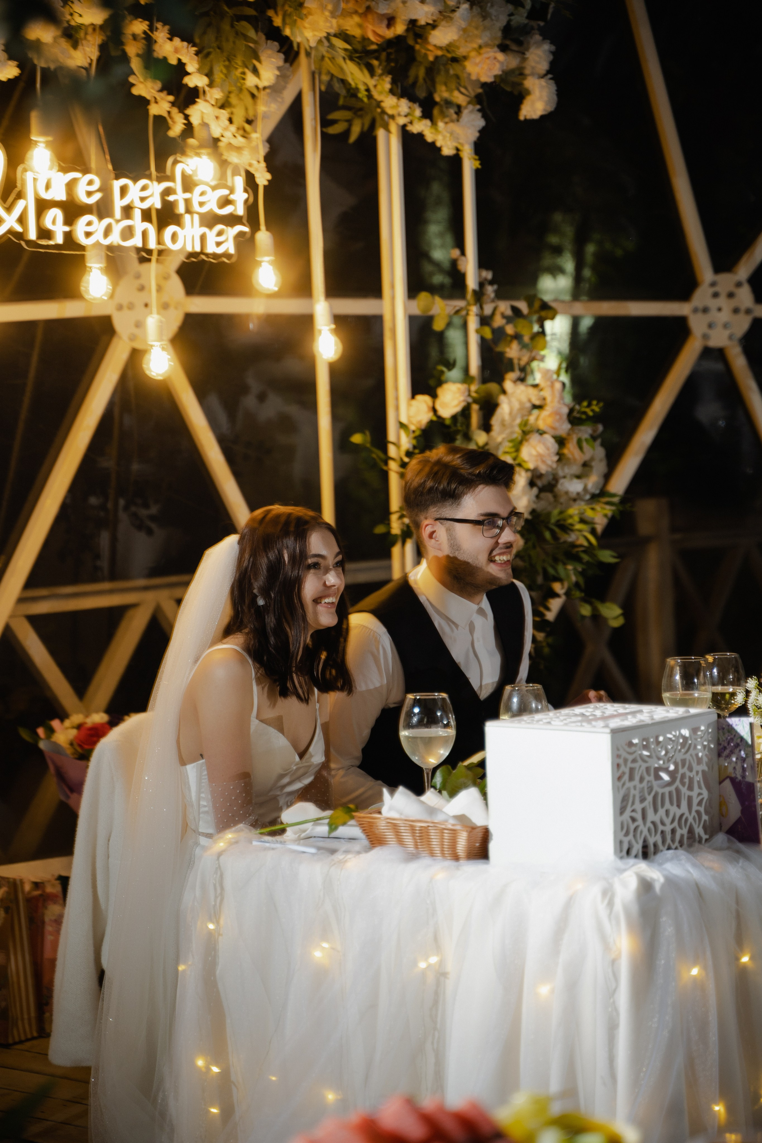 Ксения и Василий. Хвоя. Фотограф Аля Овчарова