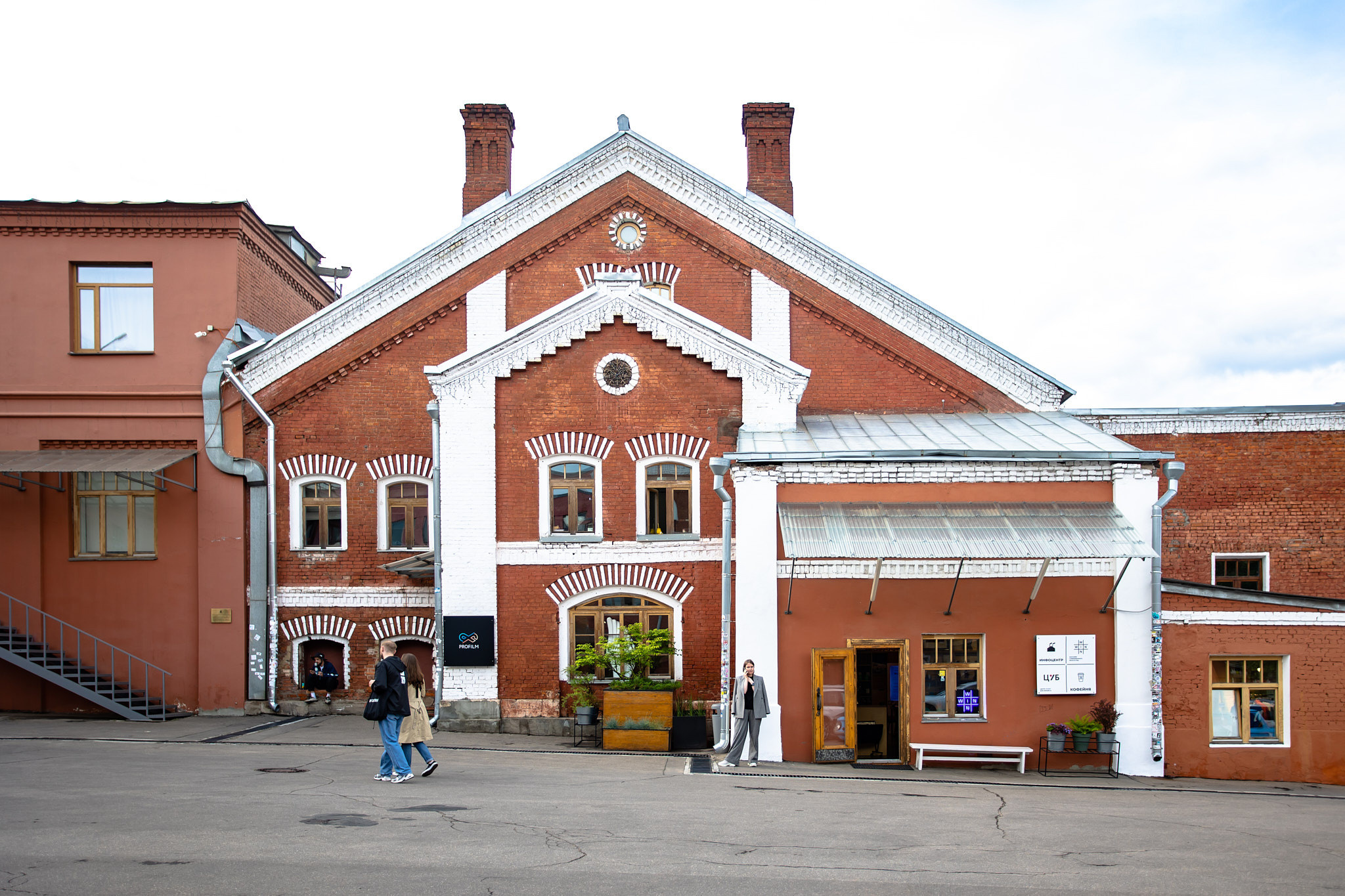 Арт-пространство Винзавод в Москве