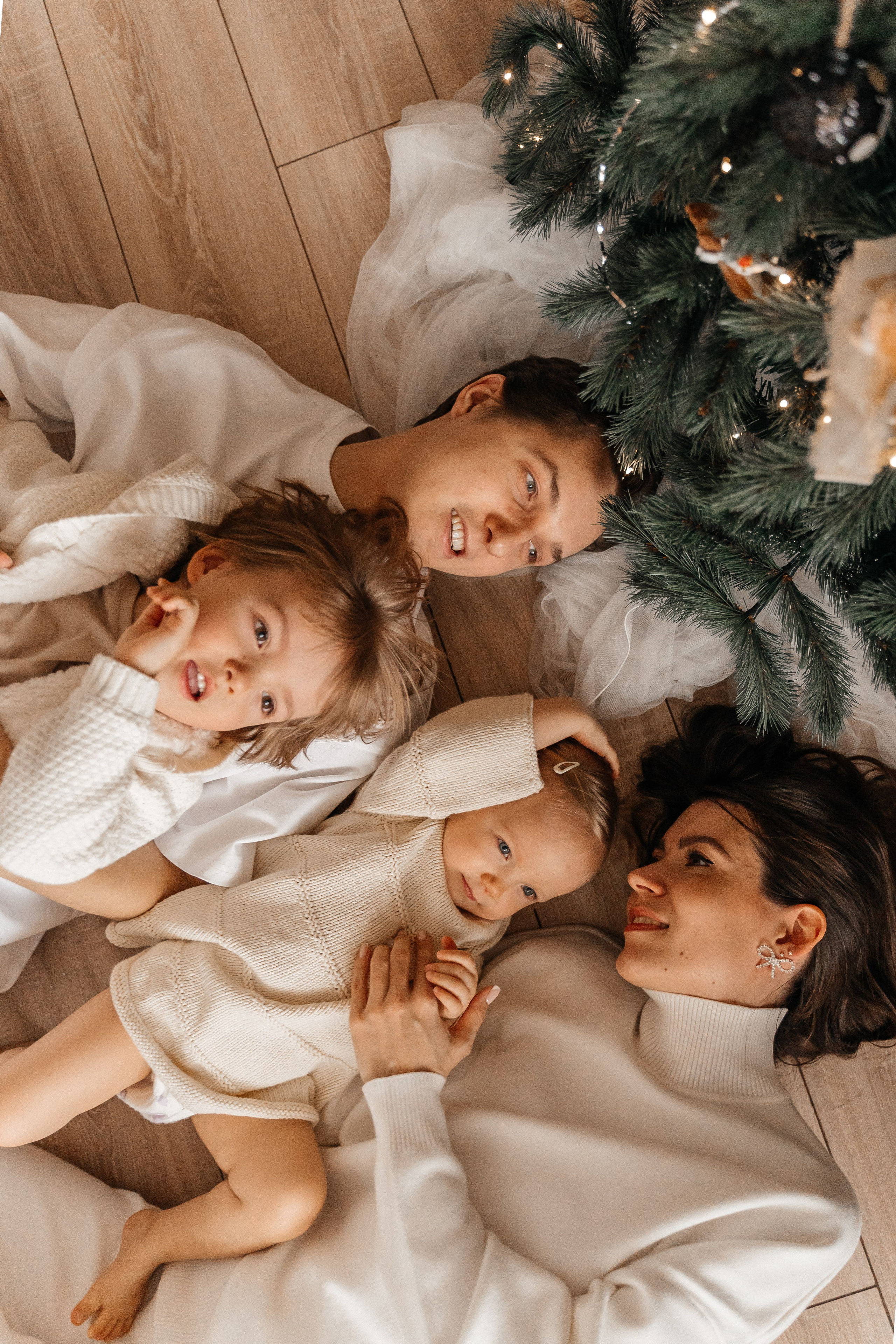 Саша, Женя, Лёва и Марта. Волик Мария