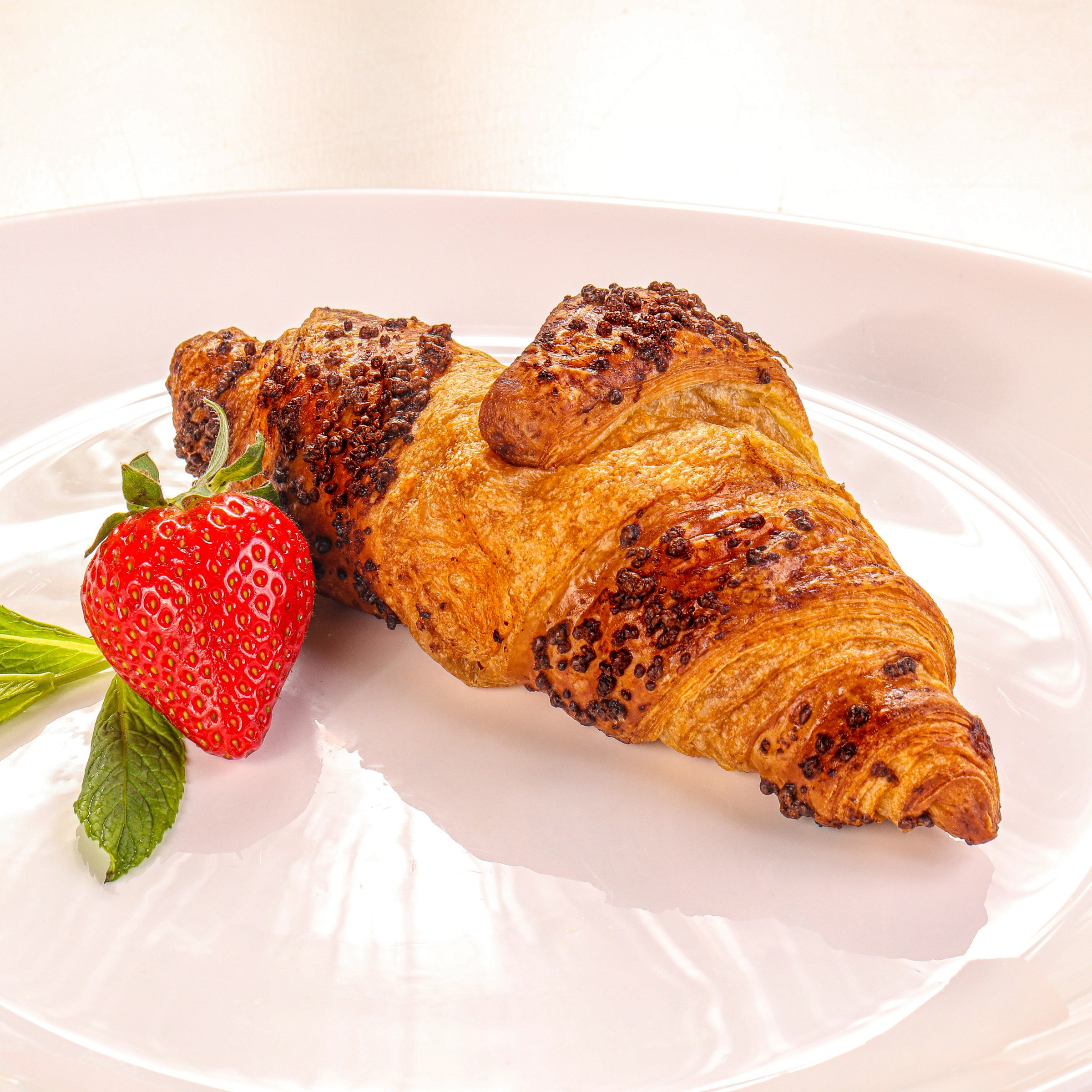 Фотосъемка десертов и выпечки. Заказ по тел.: +7 (906) 006-90-22. Фуд-фотограф Андрей Старостин — съемка еды в Москве. 9000 руб. в час