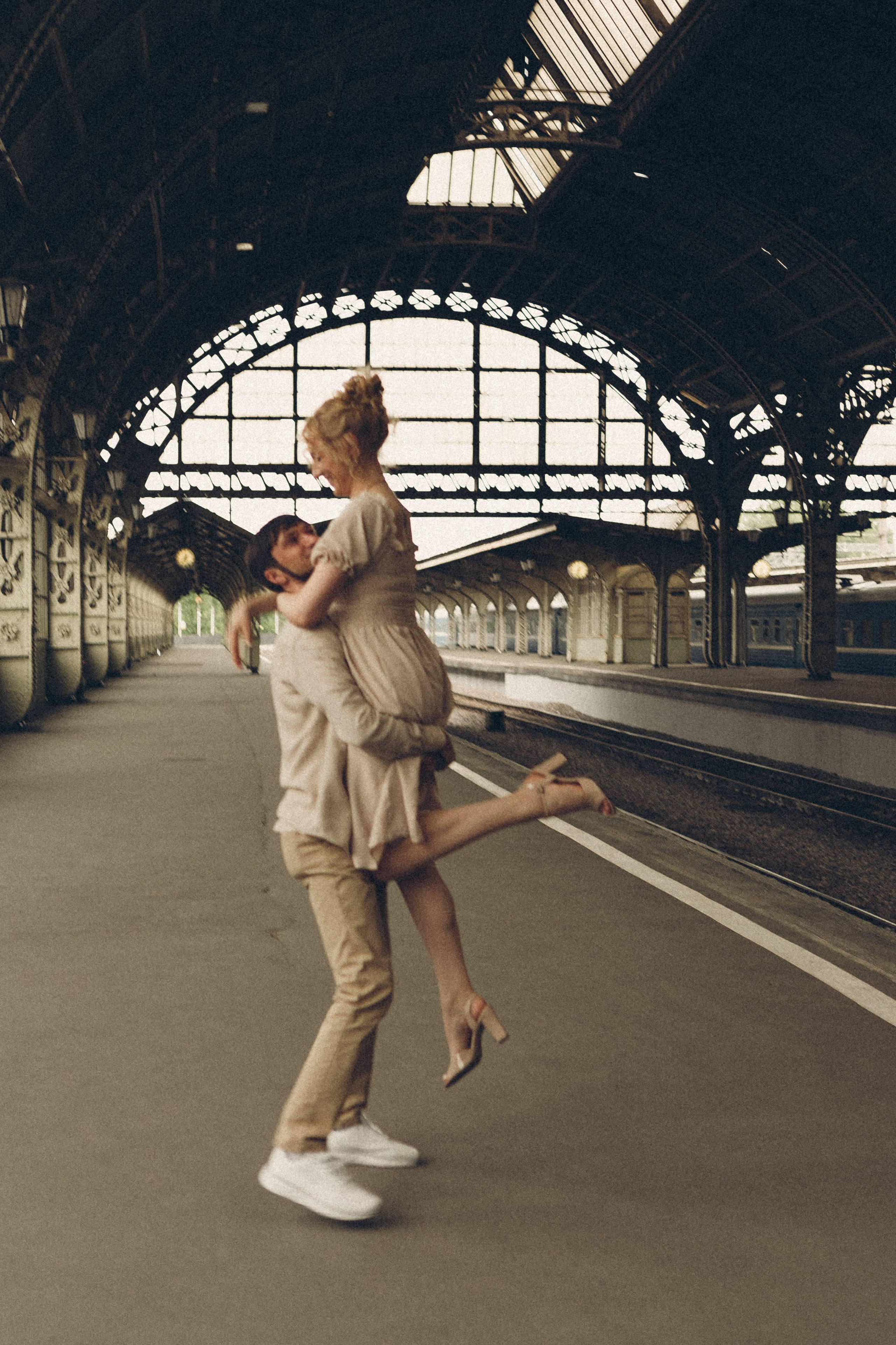 ПРОГУЛКА НА ВИТЕБСКОМ ВОКЗАЛЕ. Профессиональный фотограф, Санкт-Петербург — Виктория Богомолова