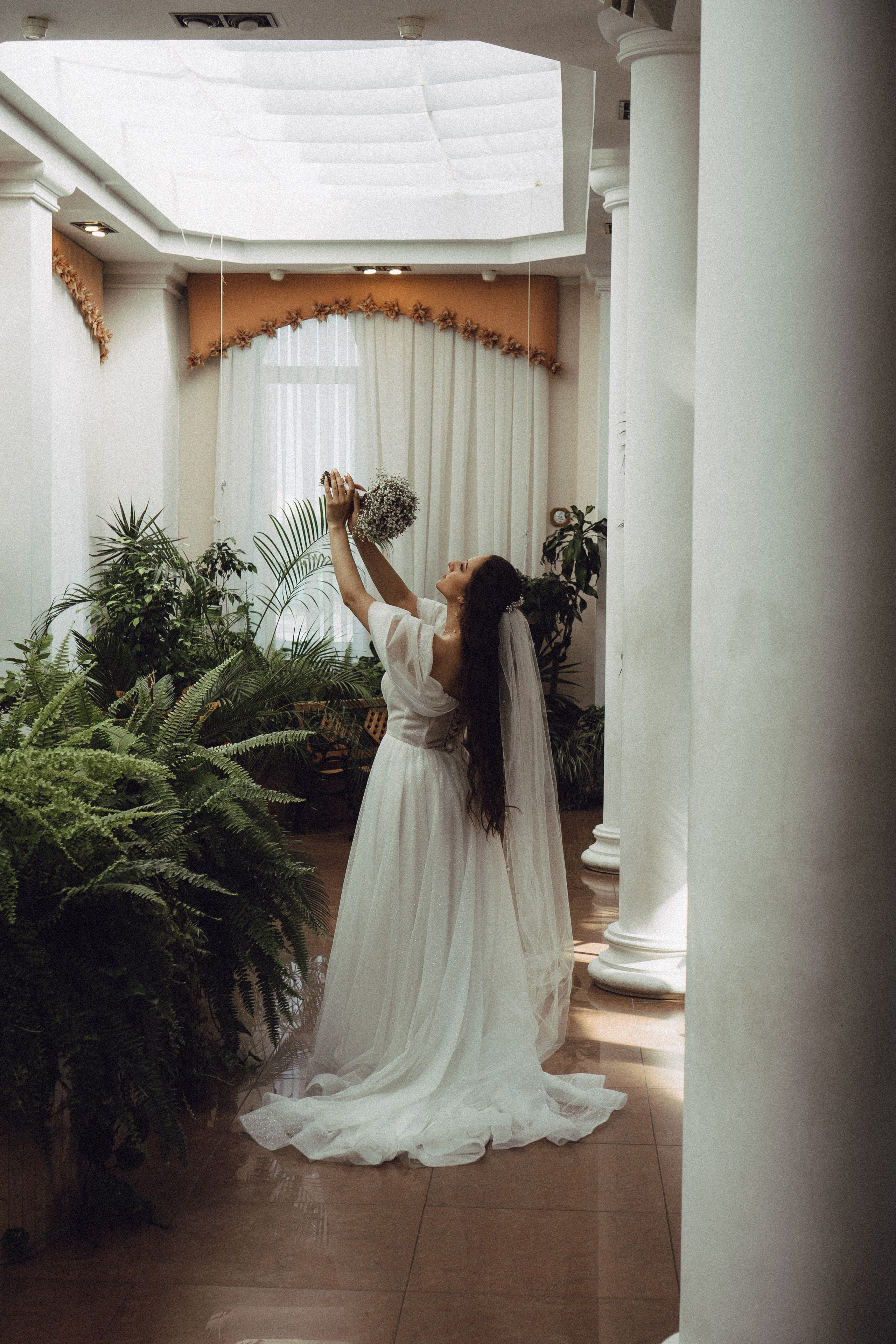 СВАДЕБНАЯ СЬЕМК В ПАРКЕ 300-ЛЕТИЯ. Профессиональный фотограф, Санкт-Петербург — Виктория Богомолова