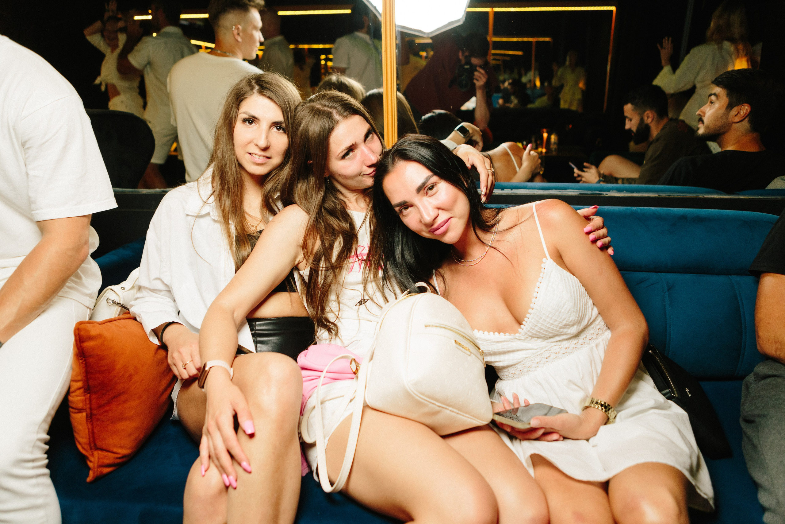 Корпоративы. VICTOR SAPOZHNIKOV