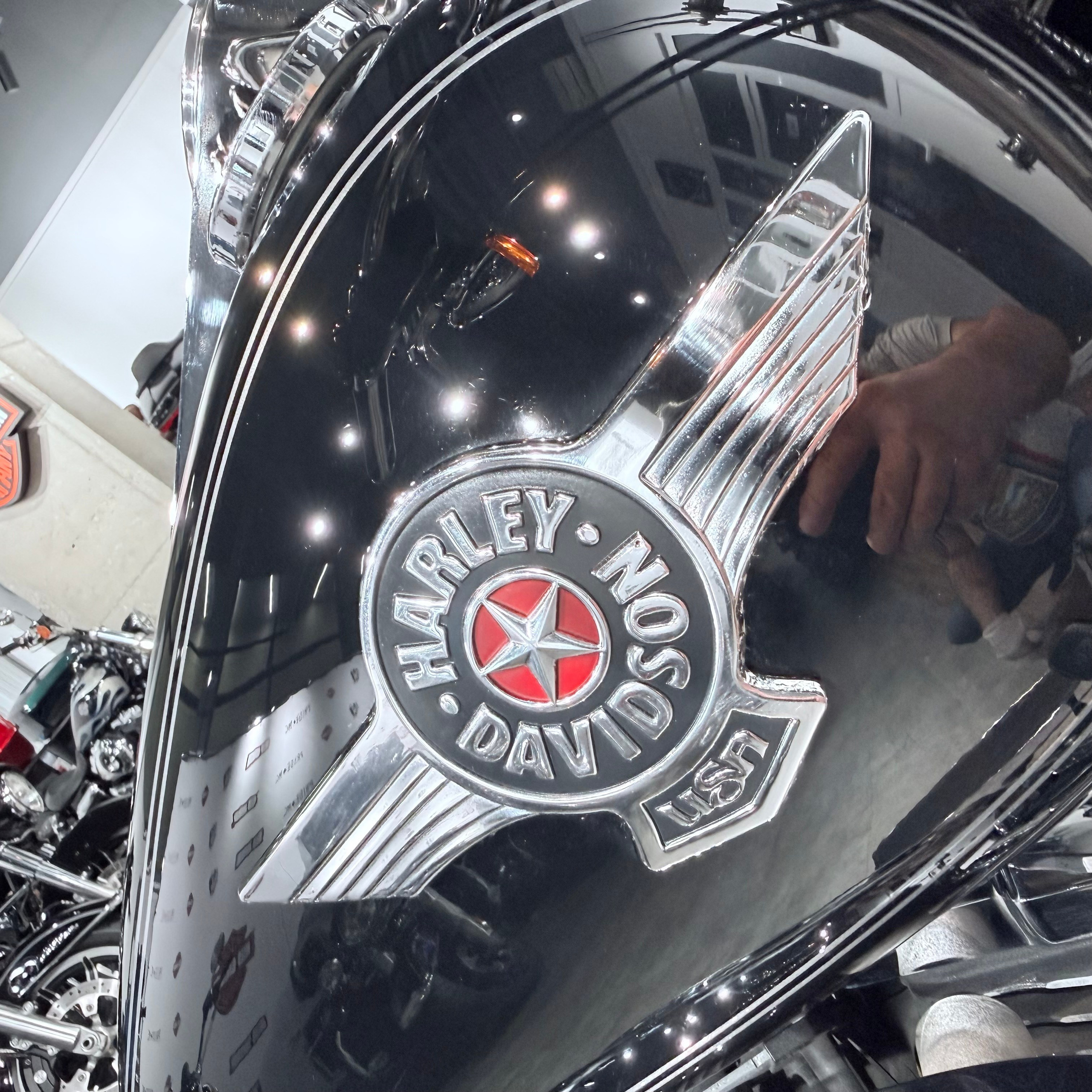 2014 Fat Boy АВS Vivid Вlаck Chromе Еdition. Hello Davidson, Москва. Только хорошие мотоциклы…
