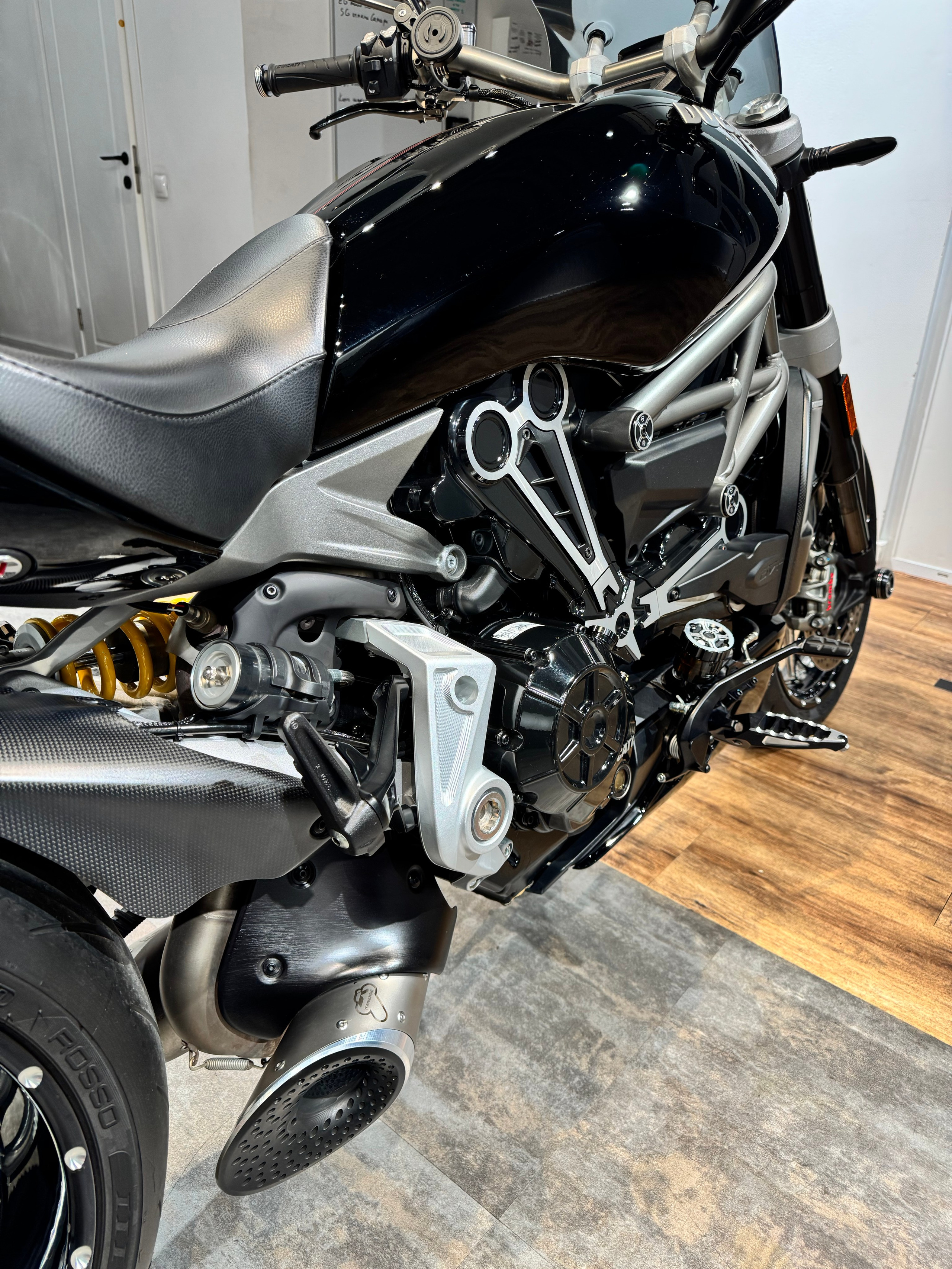 Harley Davidson Ducati xDiavel S (Termignoni) — купить мотоцикл. Hello Davidson, Москва. Только хорошие мотоциклы…