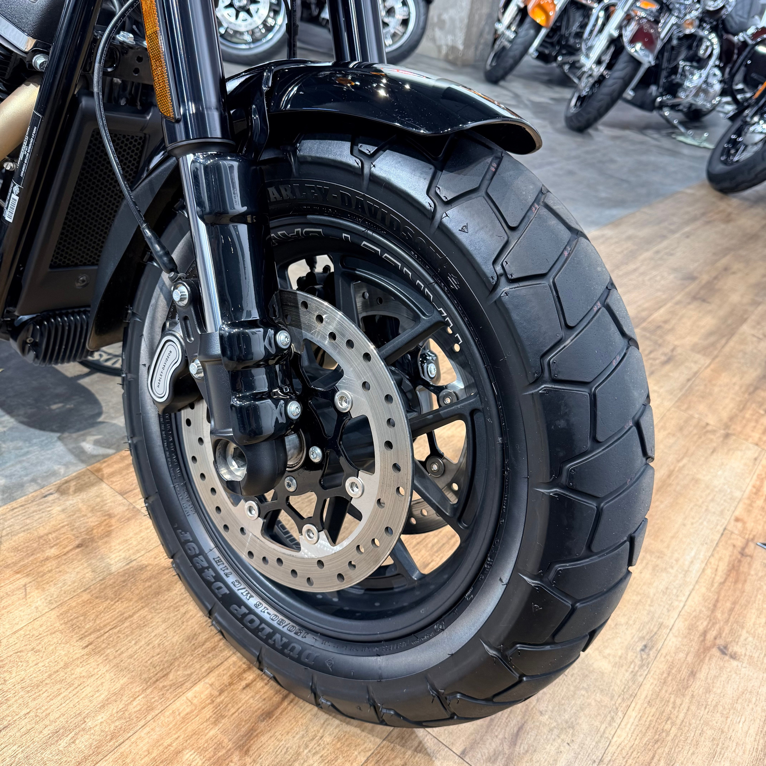 2023 HD FAT ВОВ 114 Vivid Black Nаrdо Gray (VIN *5НD*4007). Hello Davidson, Москва. Только хорошие мотоциклы…