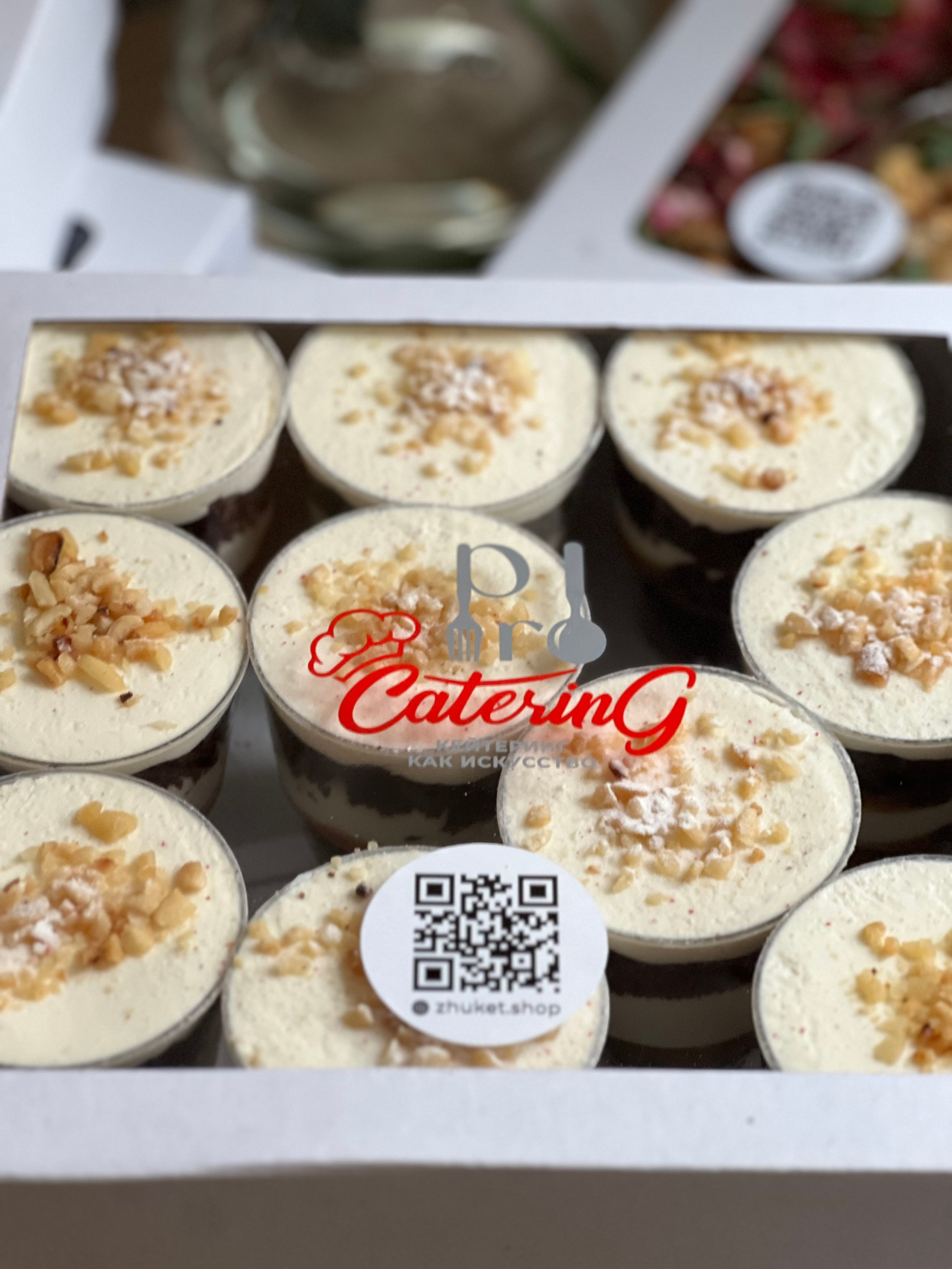 Торты и десерты. Выездной кейтеринг, съедобные букеты, торты и сладости на заказ