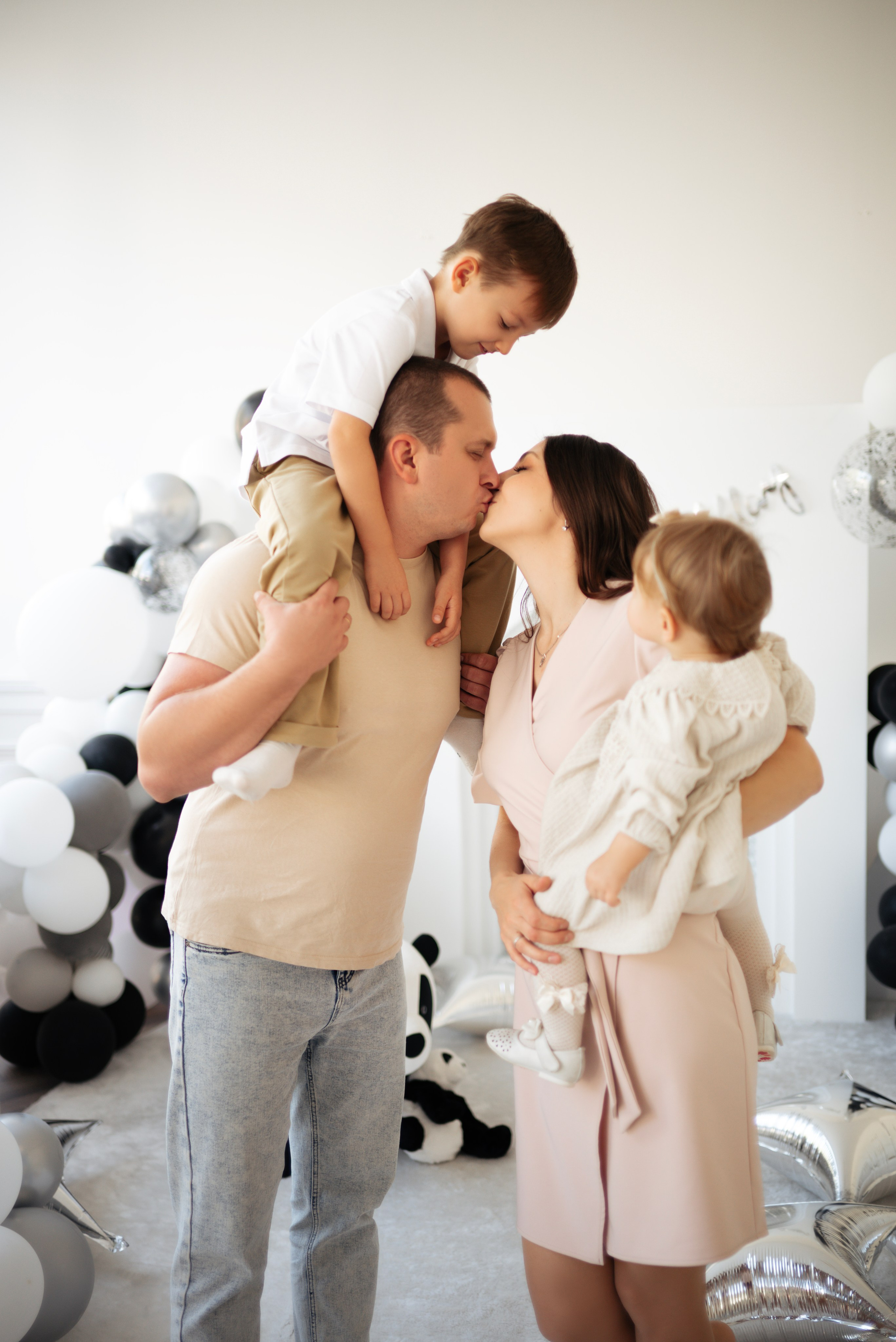 Антон, Ольга, Матвей и София