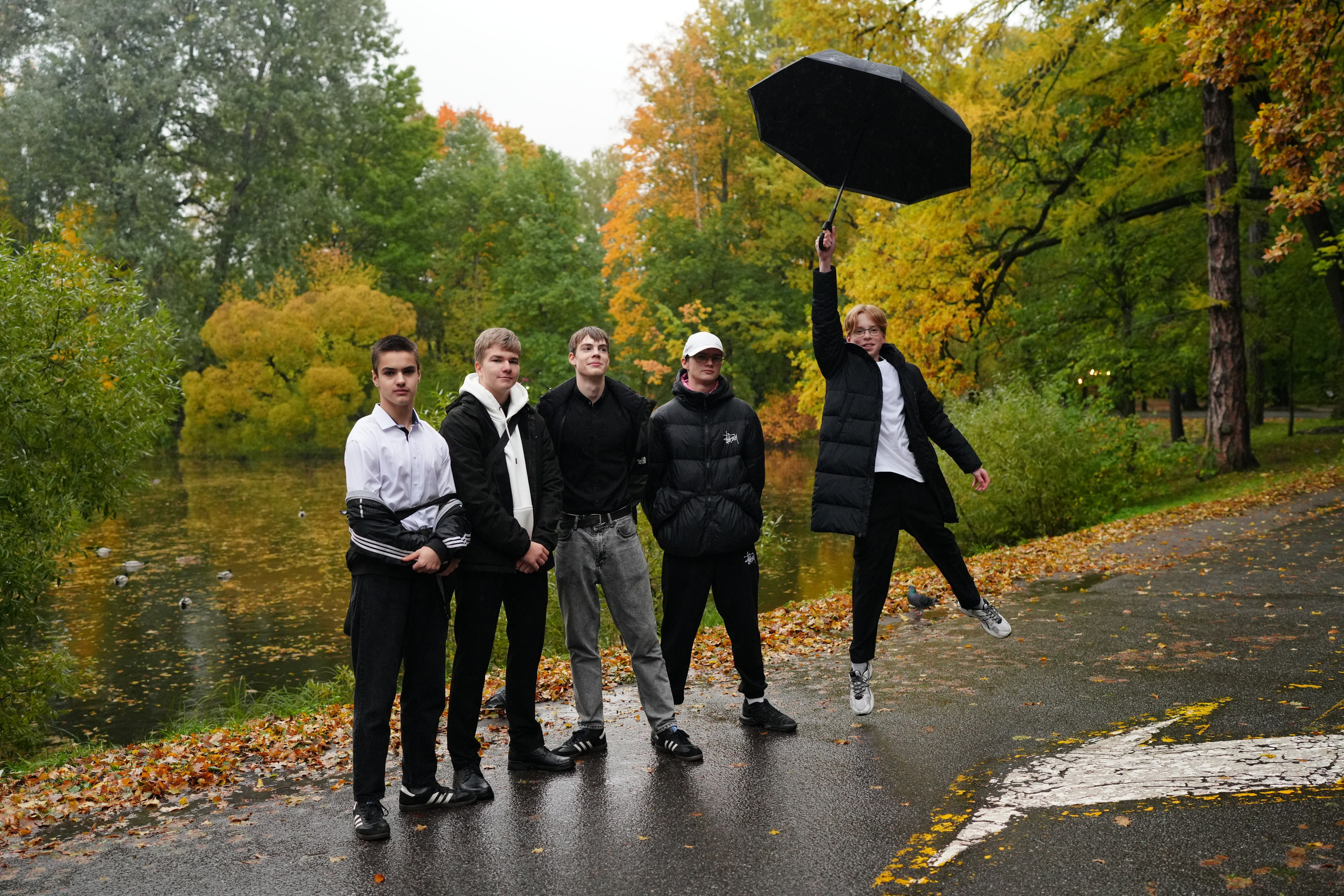ОСЕННЯЯ. Школьная фотография в Санкт-Петербурге, выпускные альбомы, фотосессии