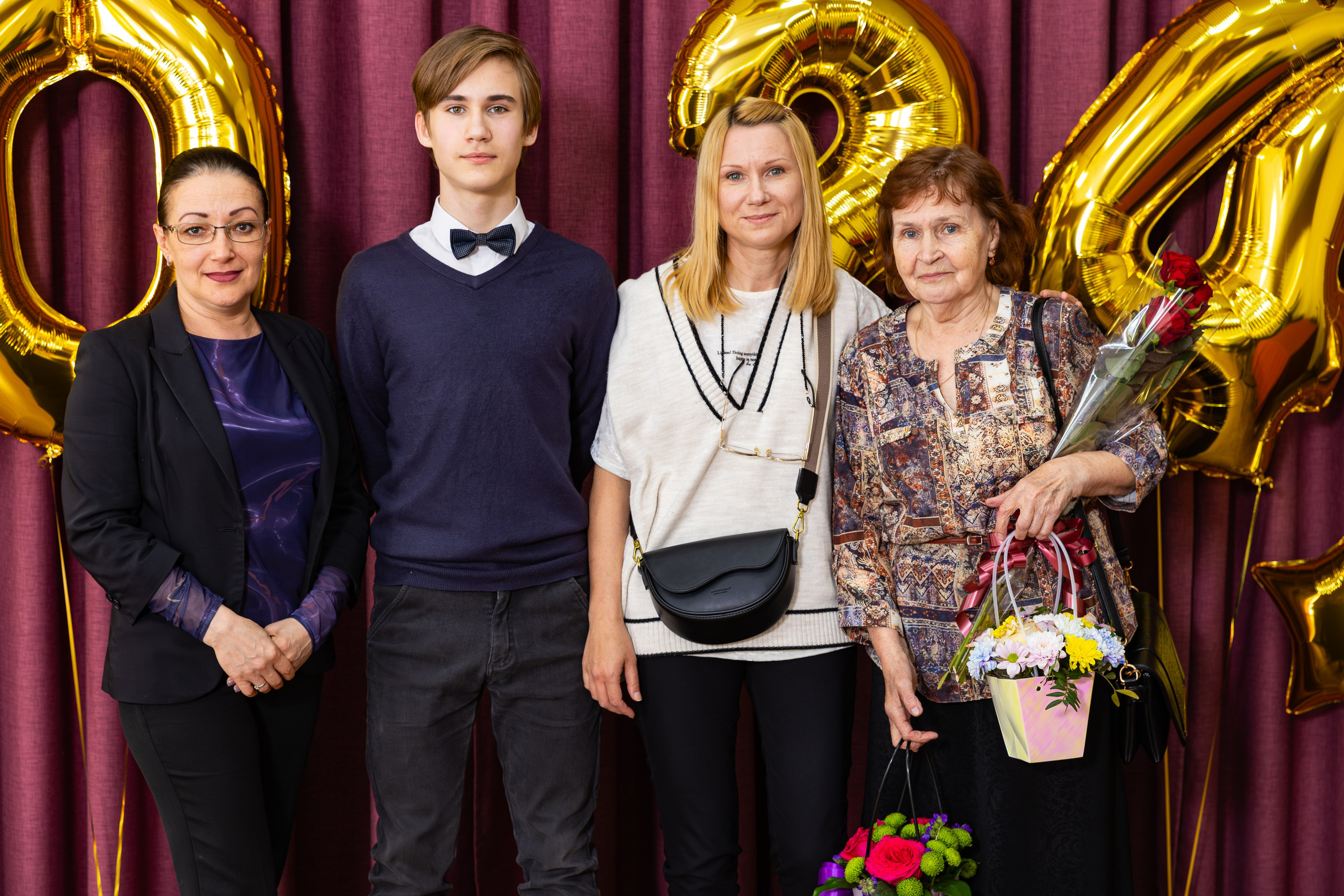 Выпускной музыкальная школа № 8. Фотограф Александр Поздняков  Новосибирск