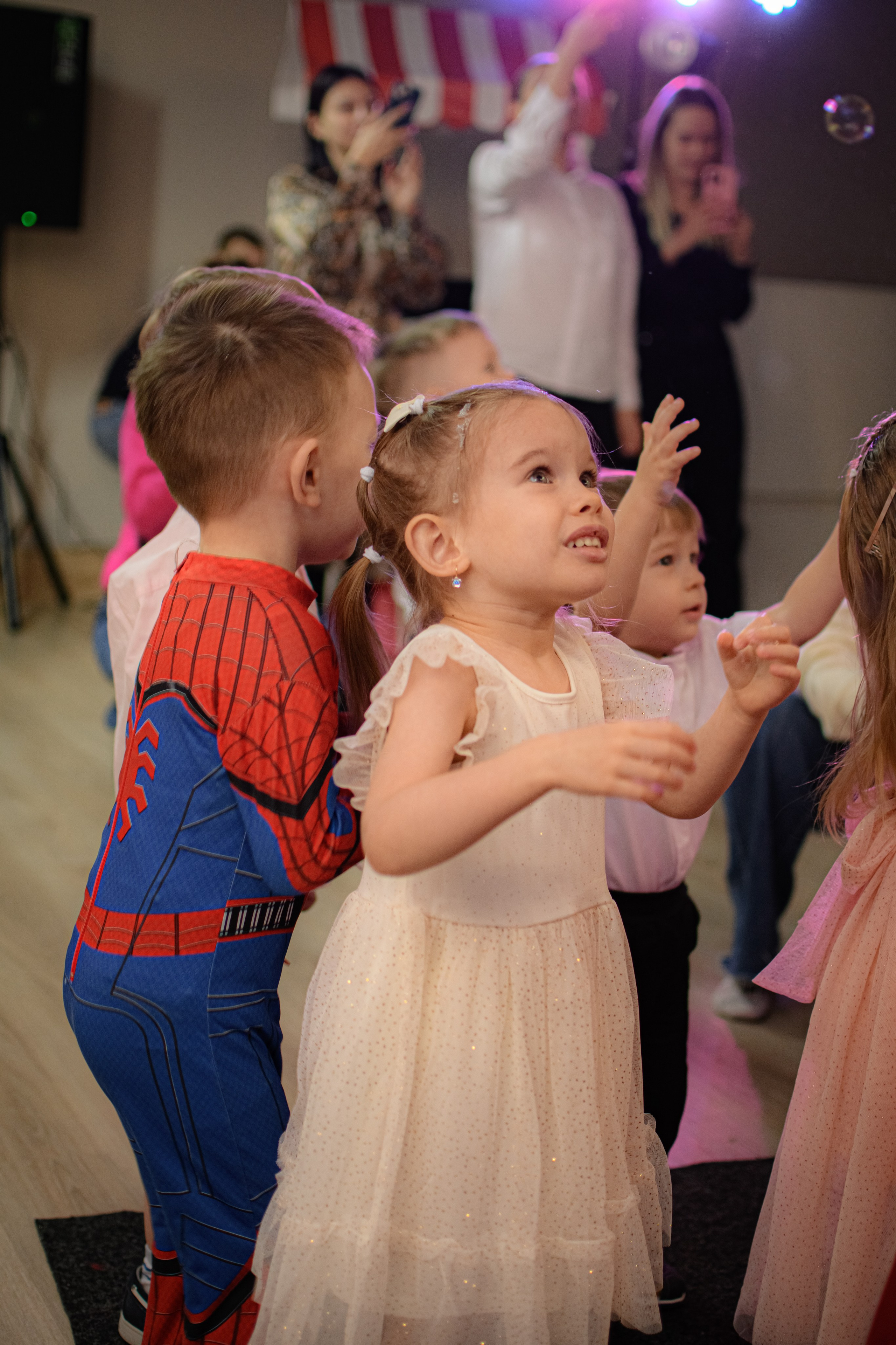 HAPPY NEW YEAR. Photokarish