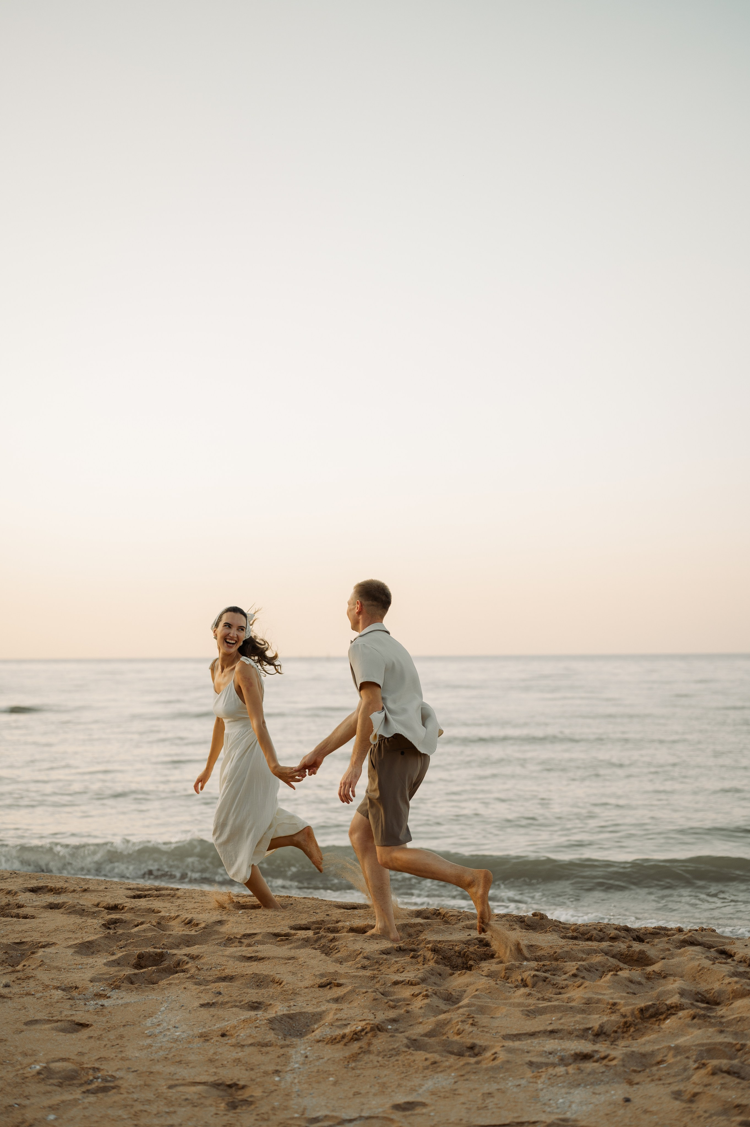 Предсвадебная съёмка на море🌊. Свадебный и семейный фотограф в Краснодаре Алина Мельник