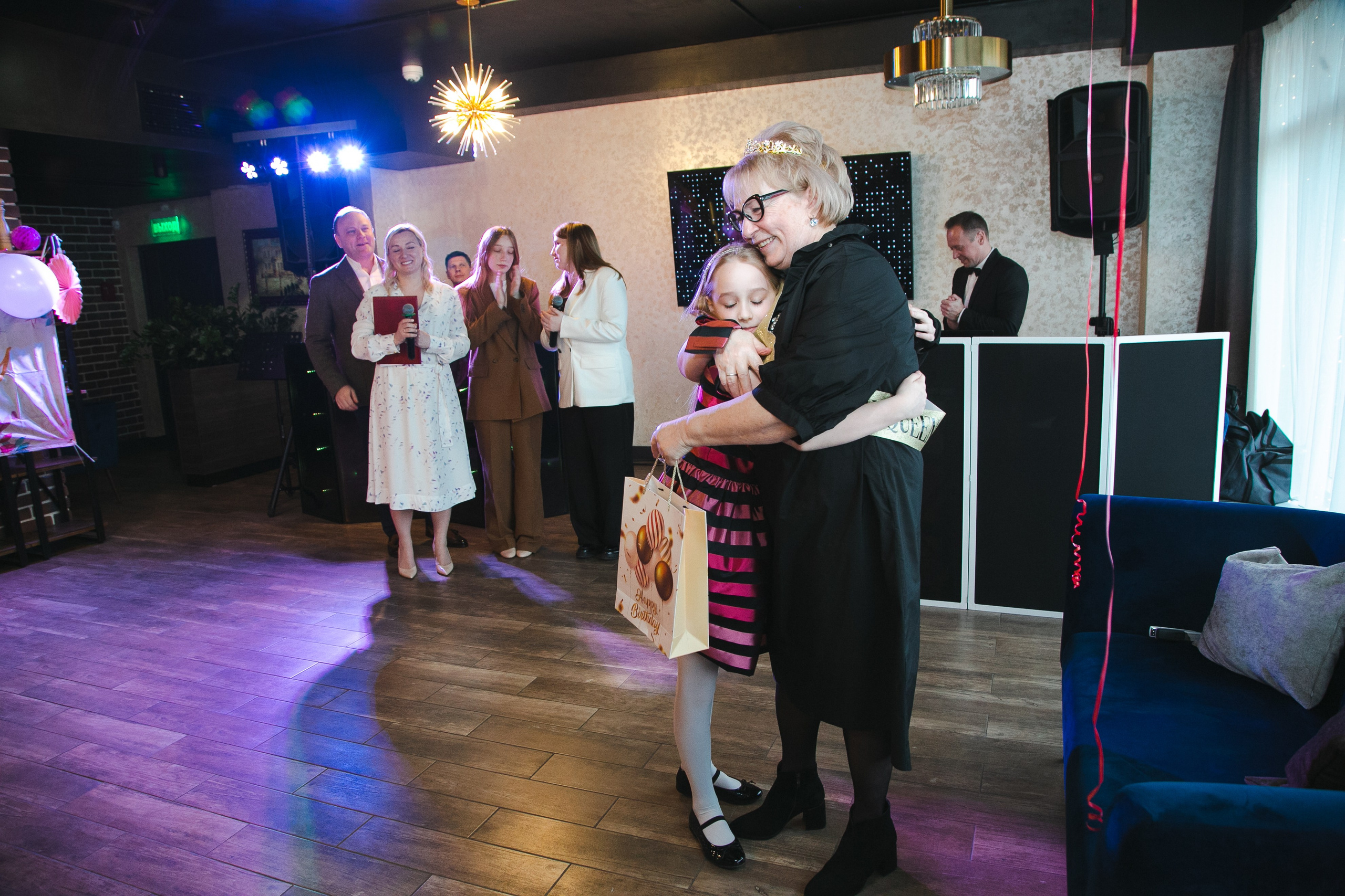 Дни рождения и юбилеи. Профессиональный фотограф Евгений Земцов в Москве. Контент съемка, репортаж мероприятий, бизнес портреты