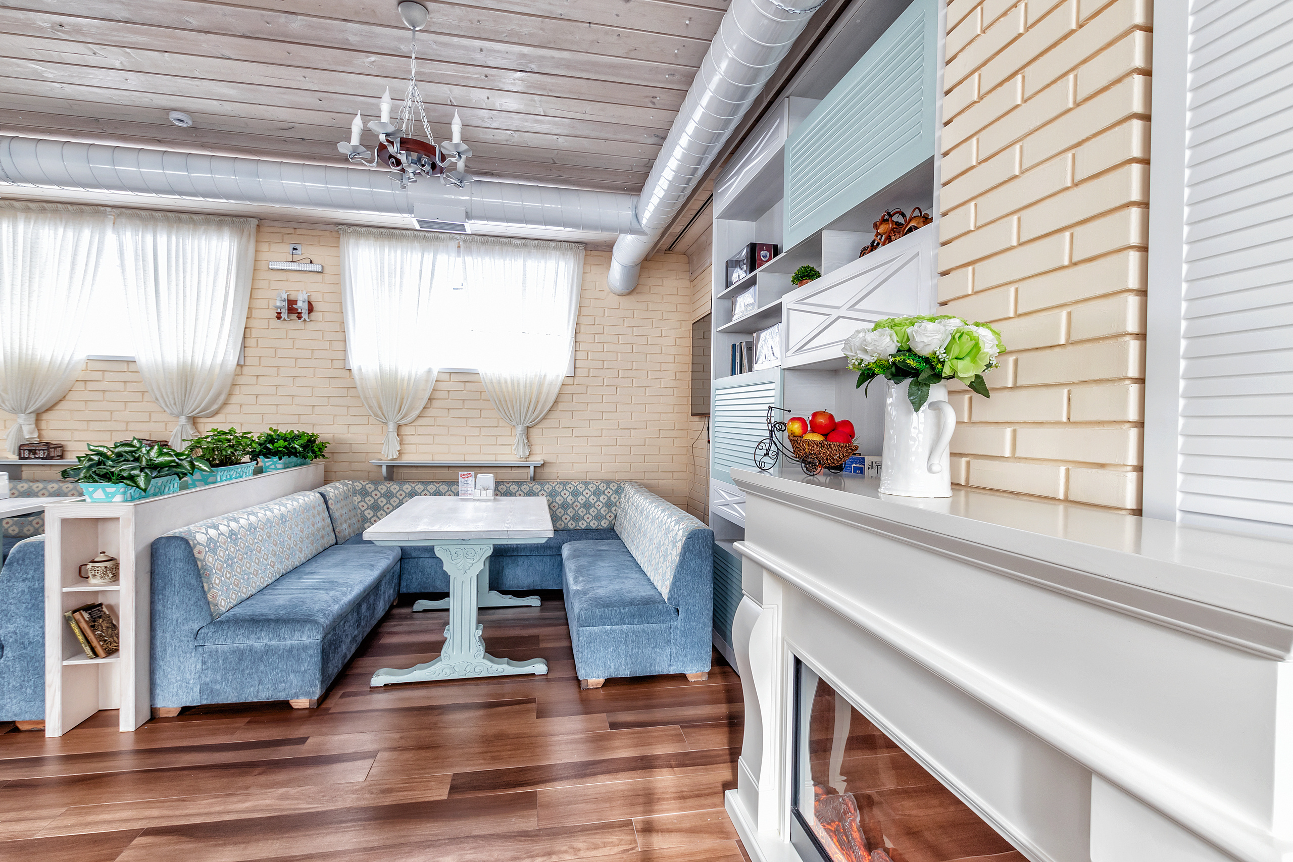 Интерьерная и рекламная фотосъемка в Астане. Профессиональный фотограф в Астане