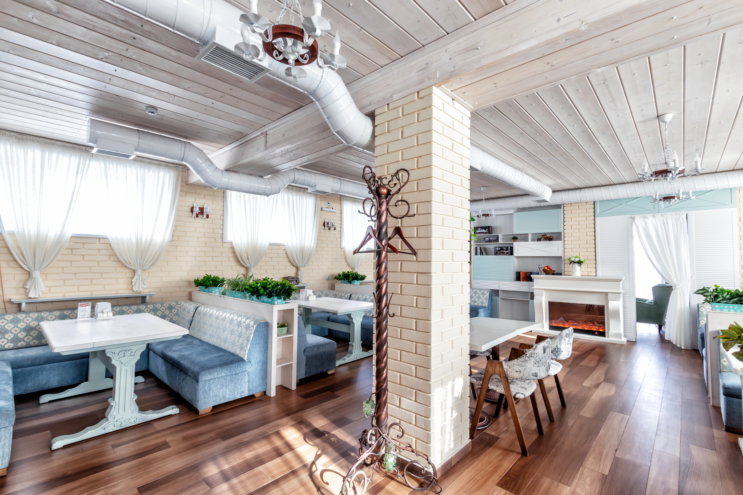 Интерьерная и рекламная фотосъемка в Астане. Профессиональный фотограф в Астане