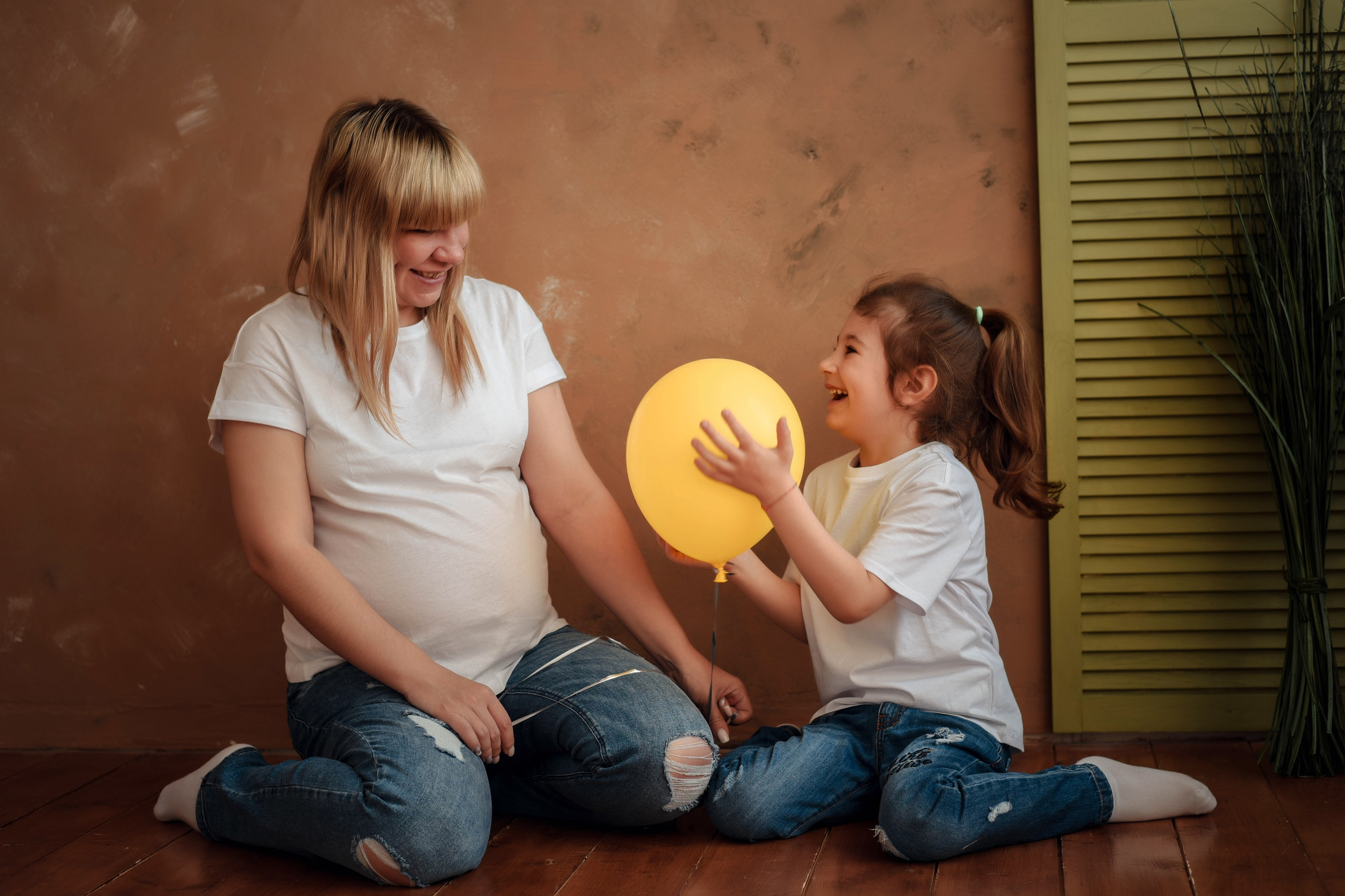 Фотосессия беременности (семейная съемка). Свадебный, семейный, детский, контент фотограф в Омске Максим Ильин