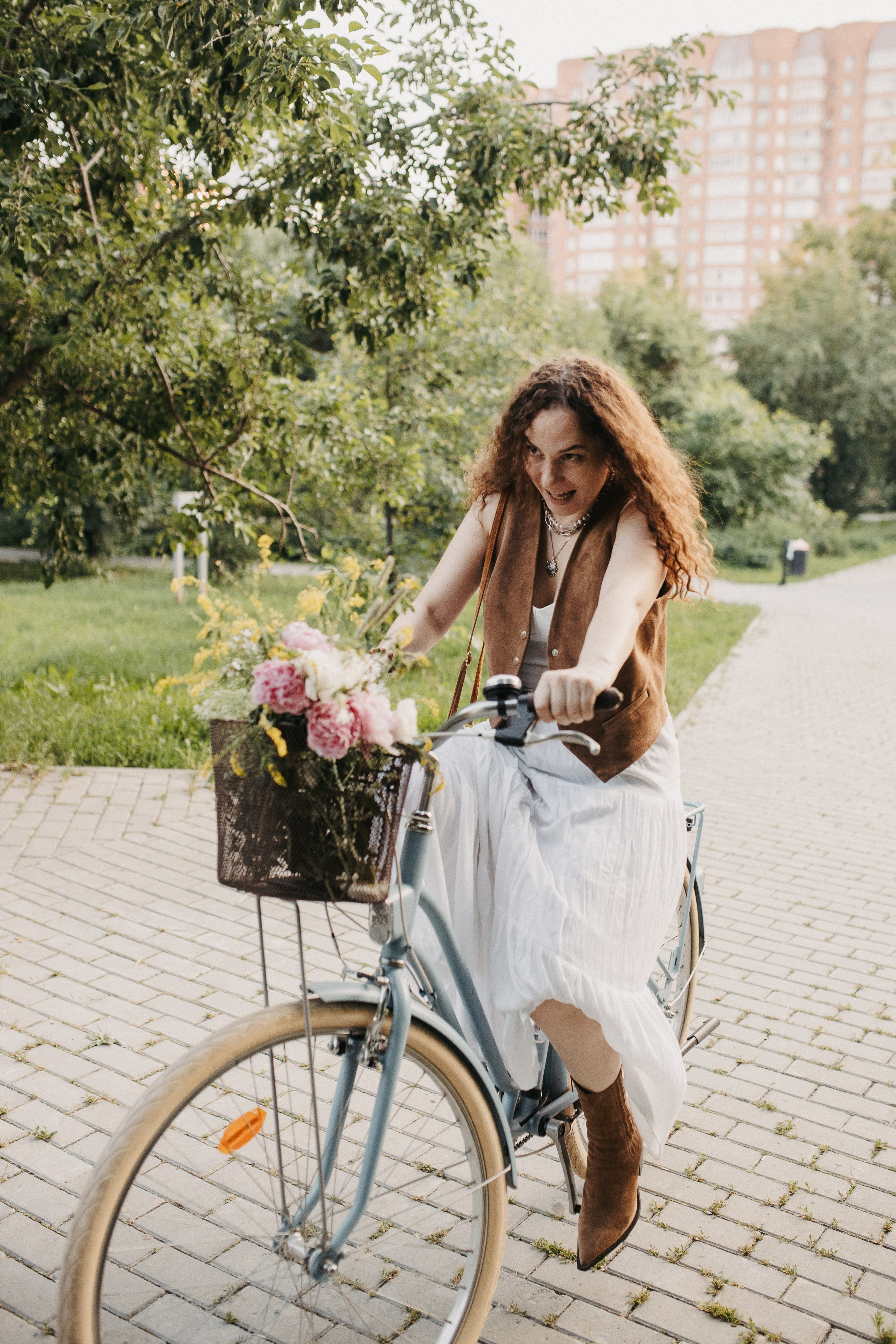 Света с велом. Семейный фотограф Трусова Евгения в Екатеринбурге