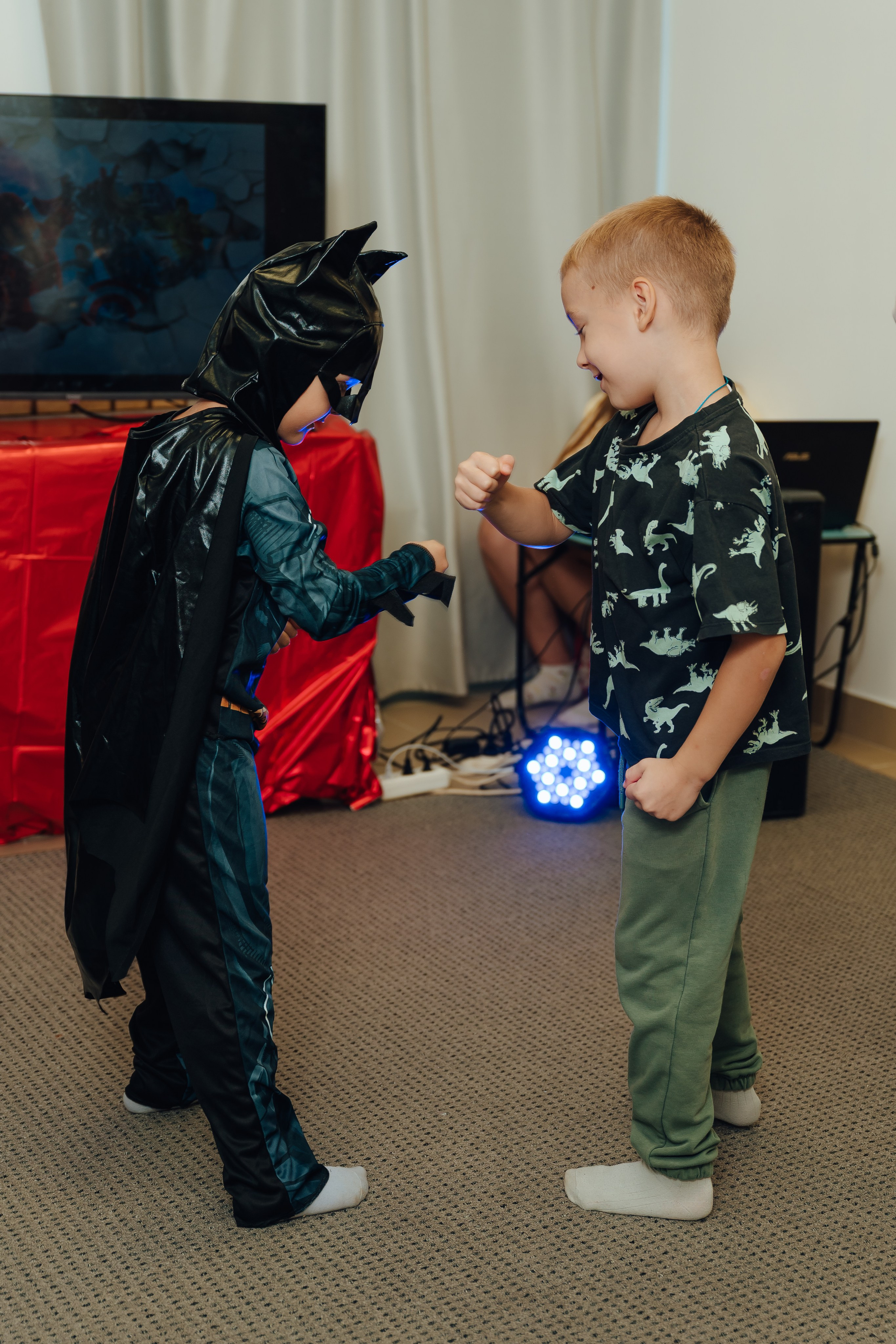 Праздник Льва в Мультифокс. Детский и семейный фотограф Катерина Мишина