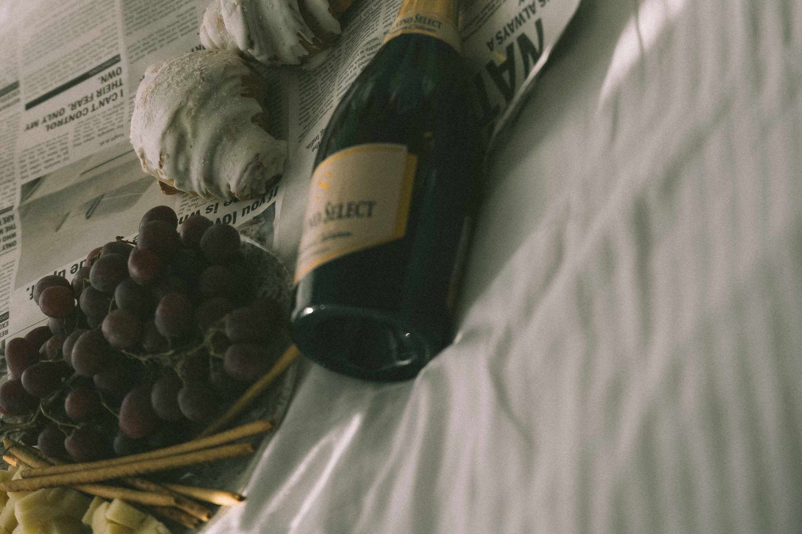 Не надевая маски