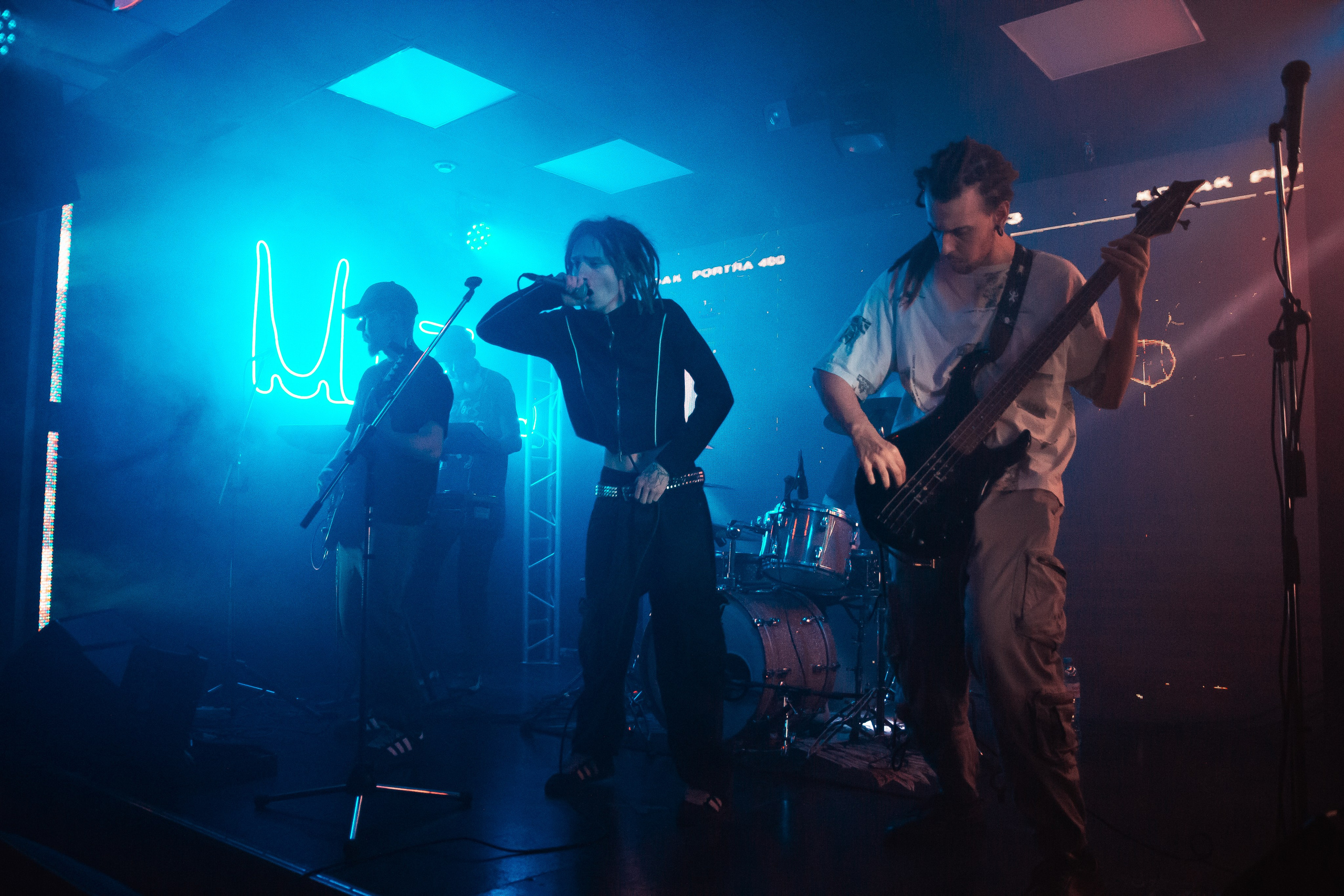 Isolator, Красноярск, 23.11.2025, Волна. Фотограф Регина Крикунова г. Красноярск