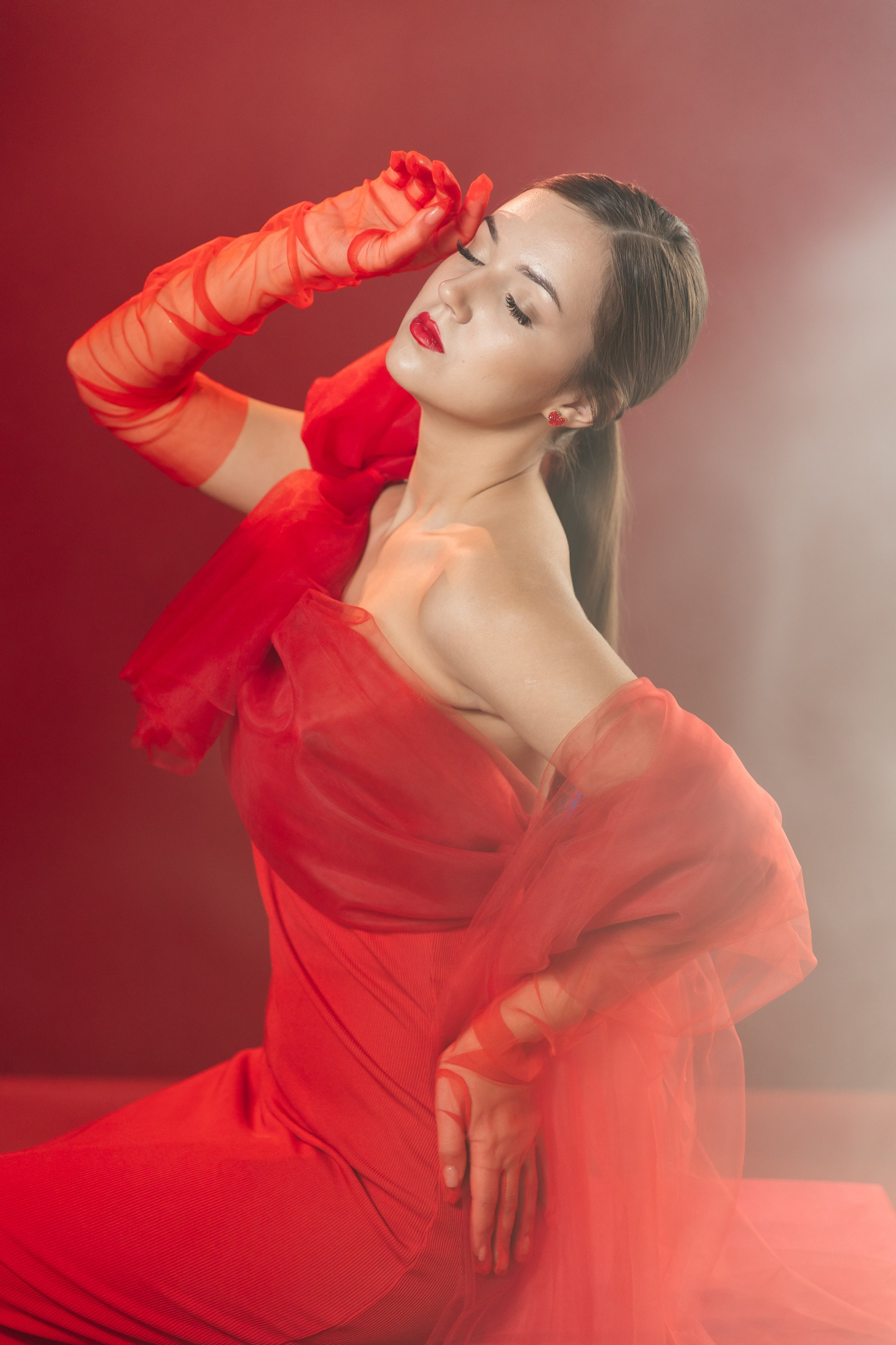 В красном. Семейный и Персональный фотограф в Пензе