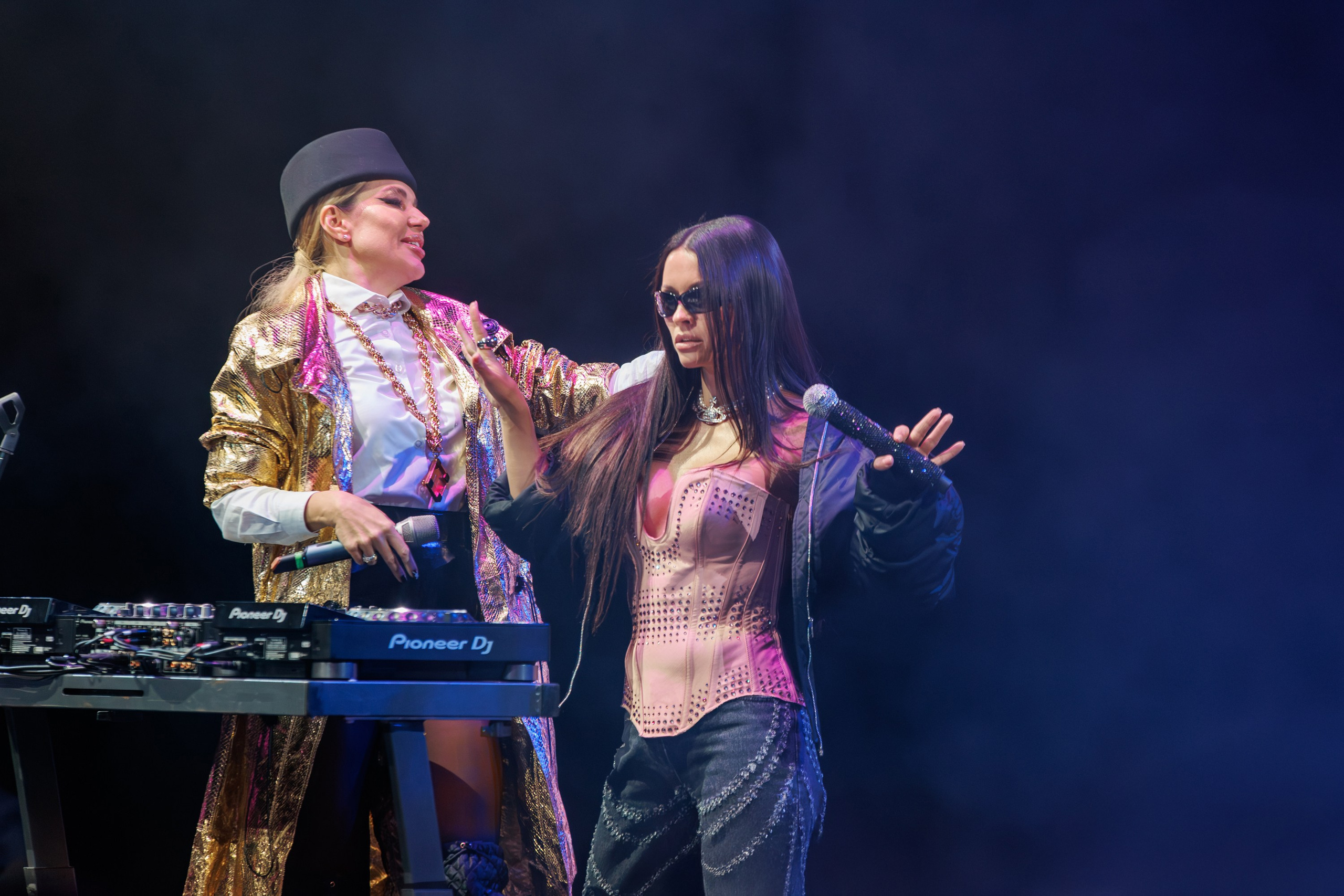 Премия глянцевого журнала FB. Репортажный фотограф. Москва. Алина Ланская