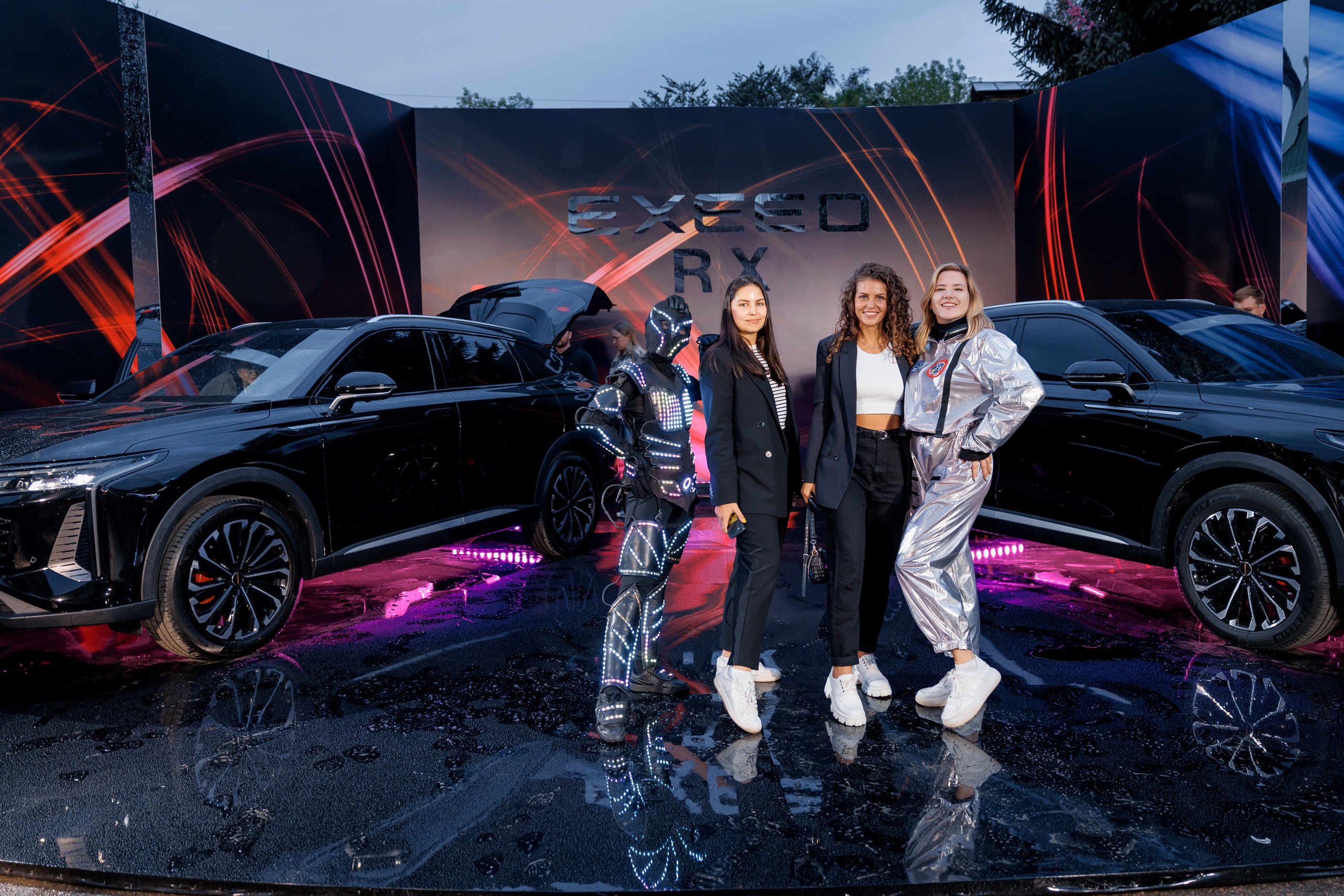 Презентация Exeed RX. Свадебный фотограф в Иркутске Сапаров Александр