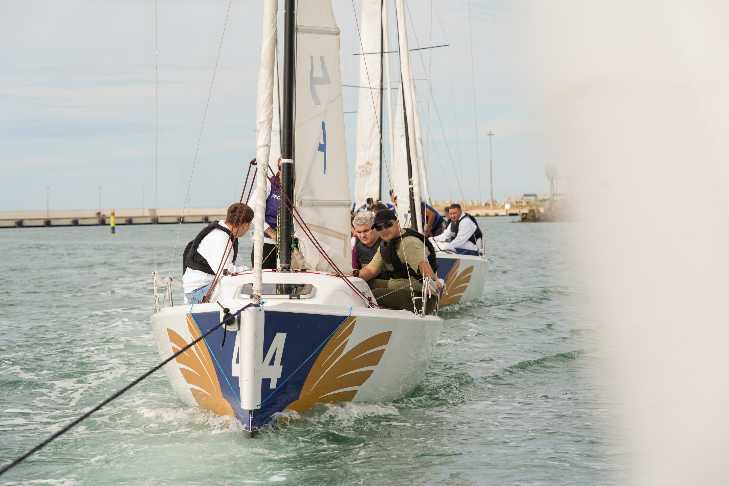 Яхтенная регата для компании Агрегатка. Репортажный фотограф в Красной Поляне и Сочи Павлюченко Екатерина