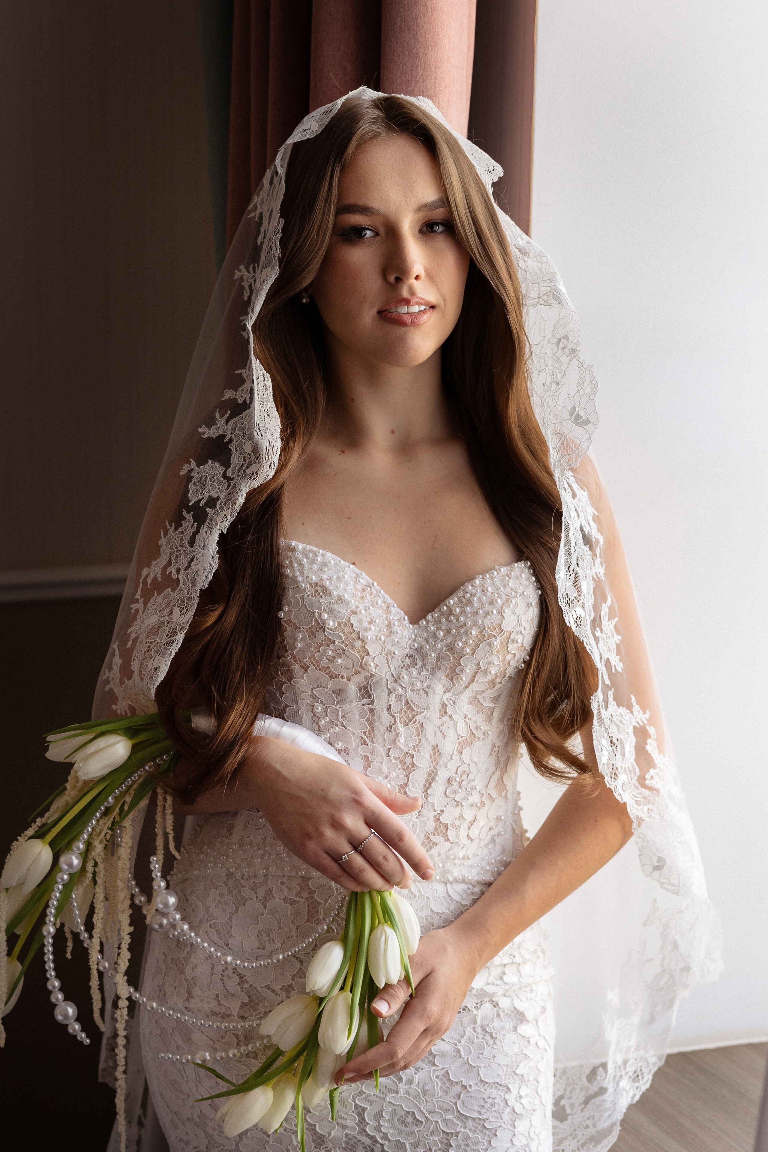 Локация отель Бианки модель Ирина. Свадебный и семейный фотограф Татьяна Ласкина в Великом Новгороде