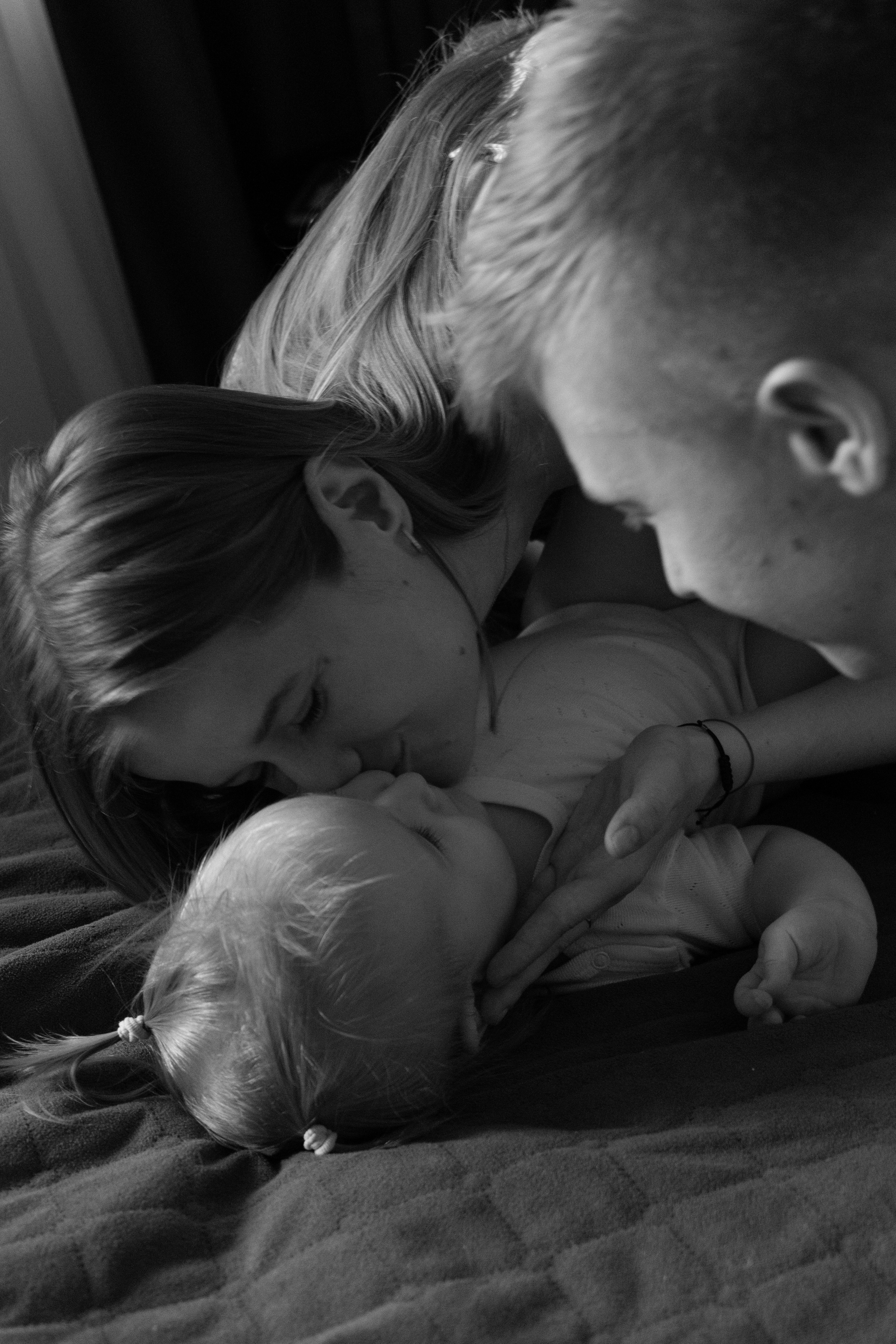 Домашняя фотосессия: «Евочке 1 год». Фотограф видеограф Ольга Василевская