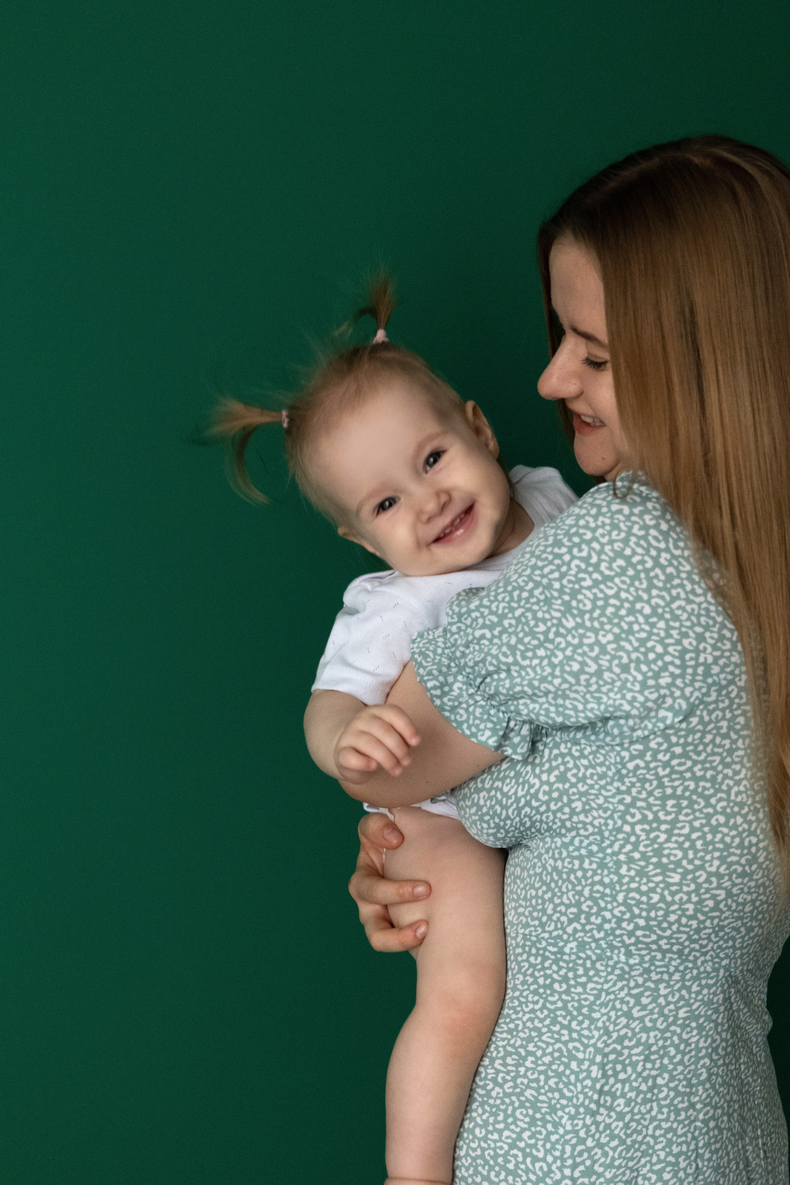 Домашняя фотосессия: «Евочке 1 год». Фотограф видеограф Ольга Василевская