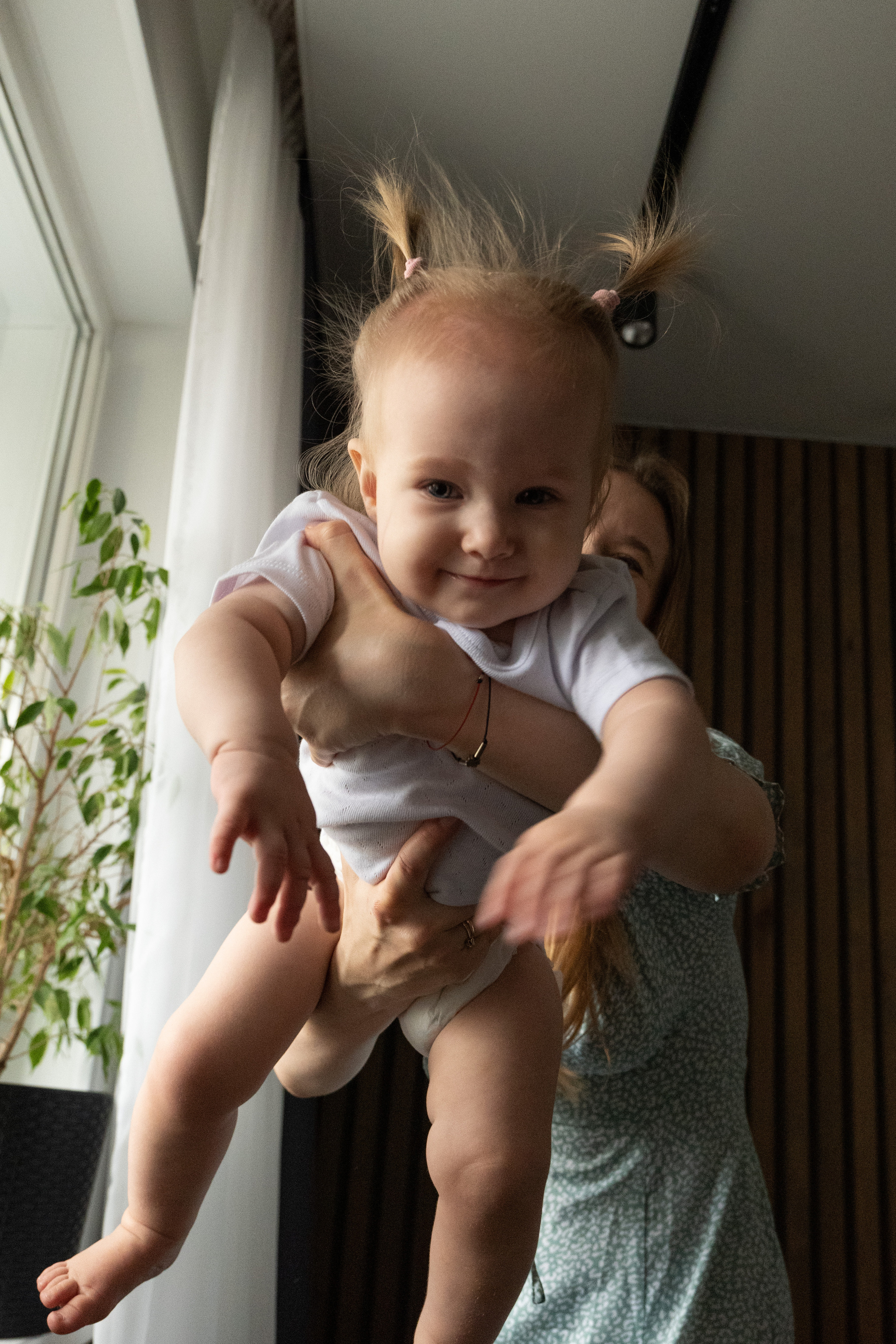 Домашняя фотосессия: «Евочке 1 год». Фотограф видеограф Ольга Василевская