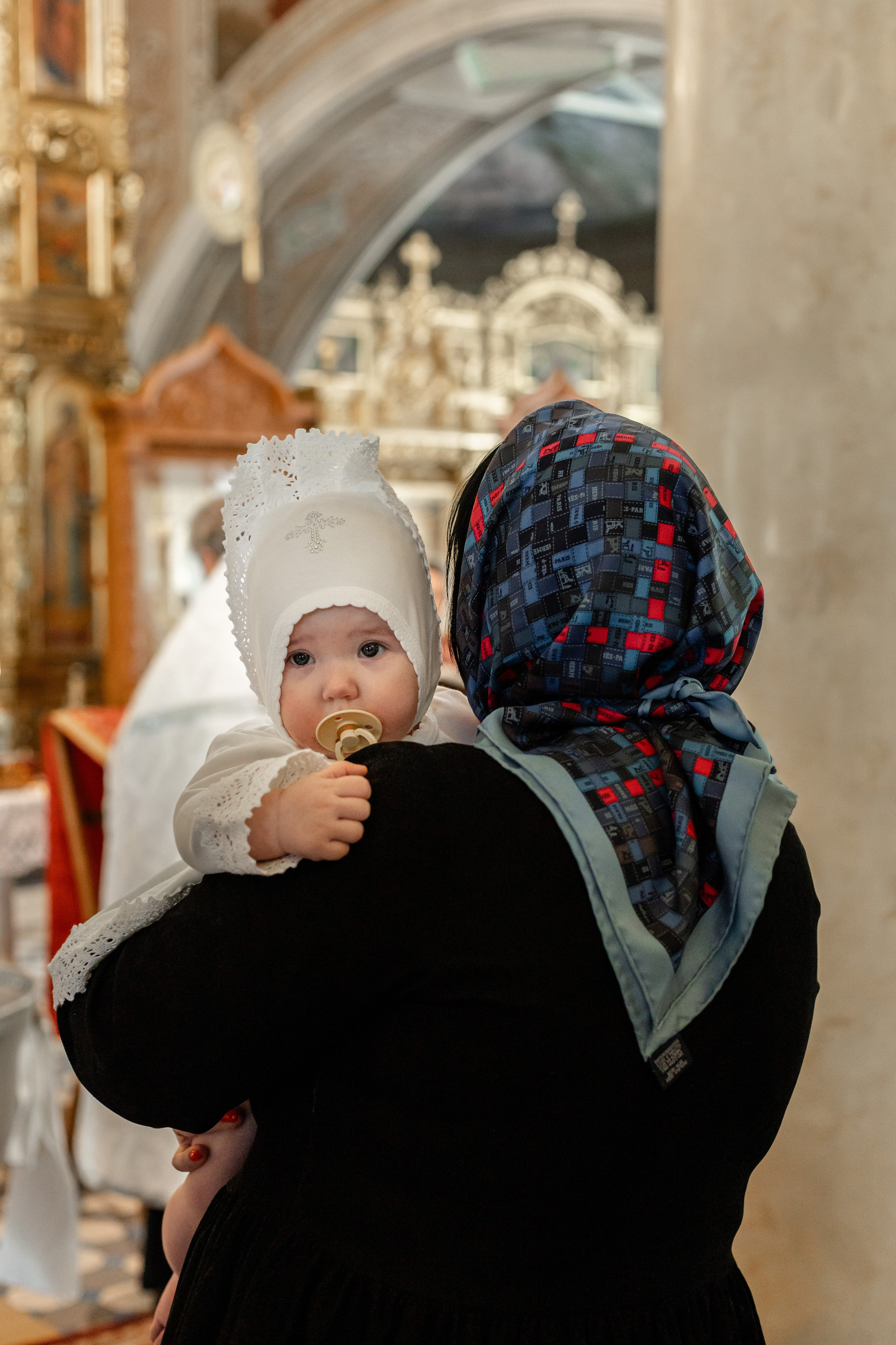 Крещение в Храме Веры, Надежды, Любови и матери их Софии. Профессиональный фотограф в Москве и Мо Мария Шантарёва